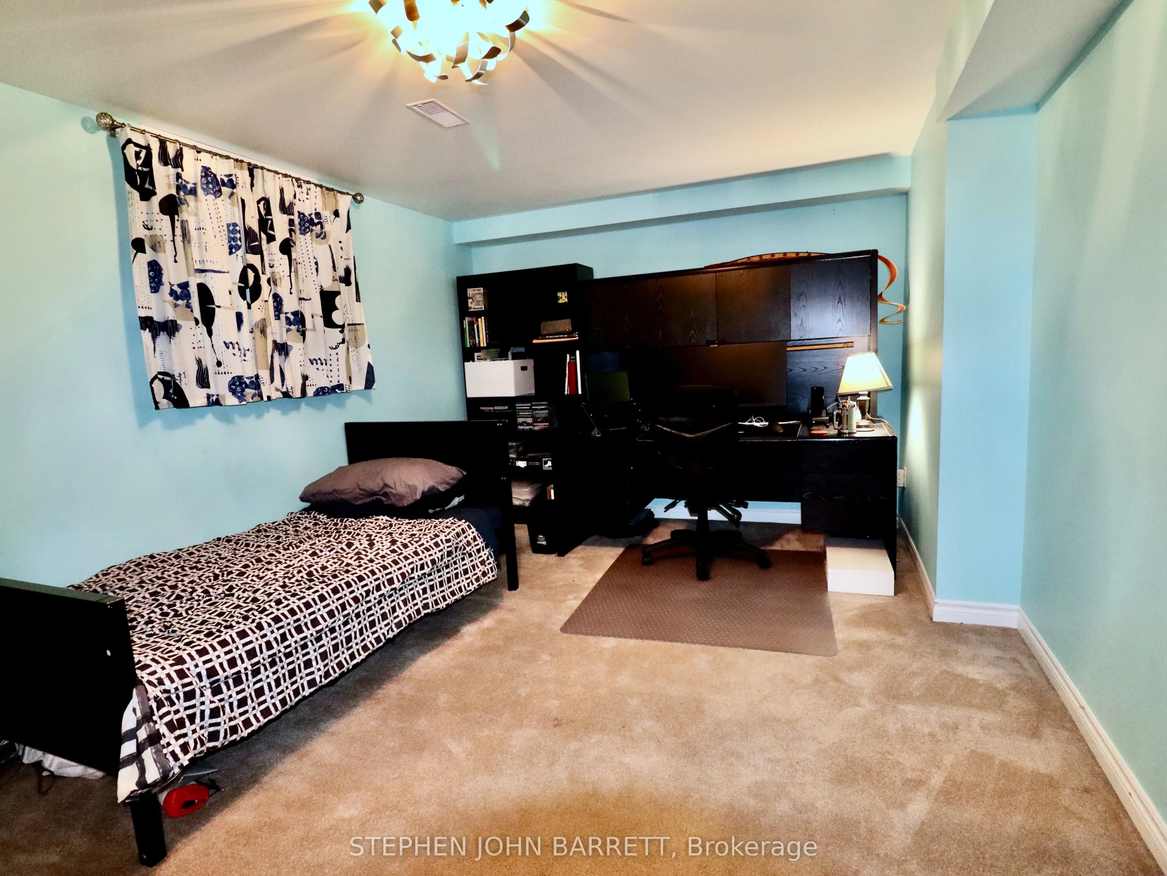 112 Tulip Street