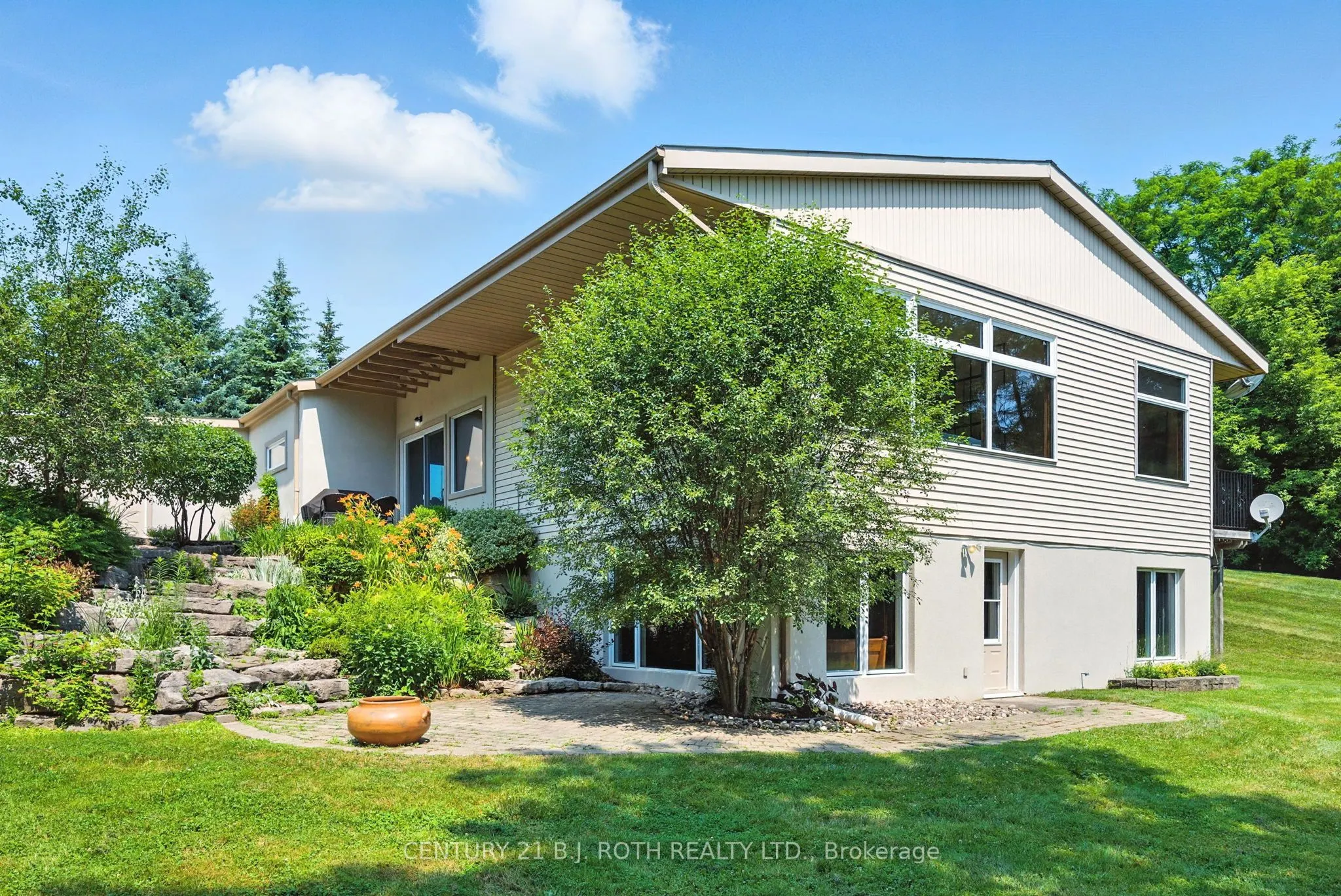 1131 Brock Road