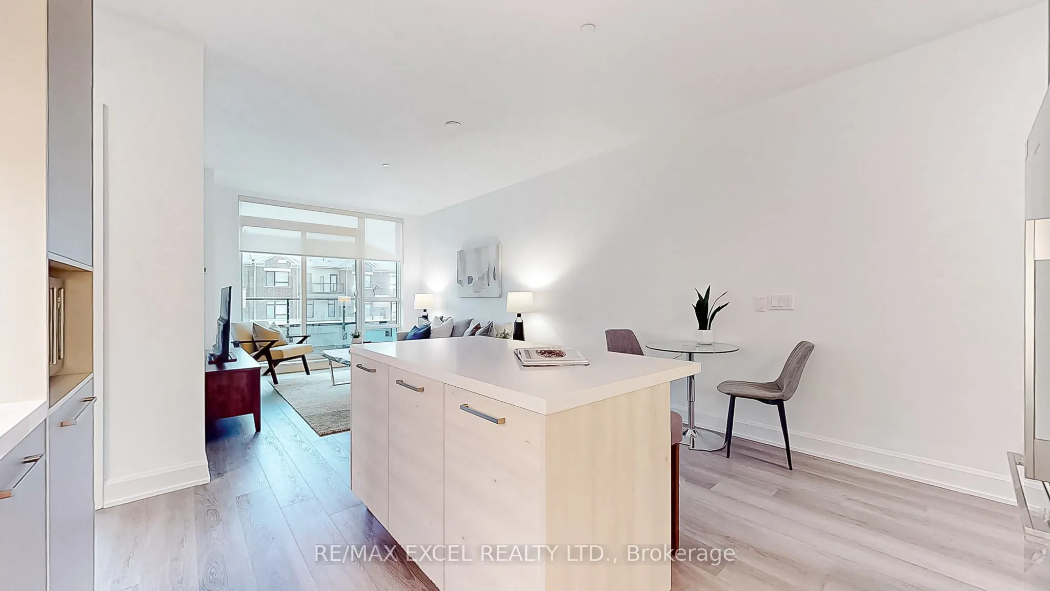 12 Gandhi Lane, #103