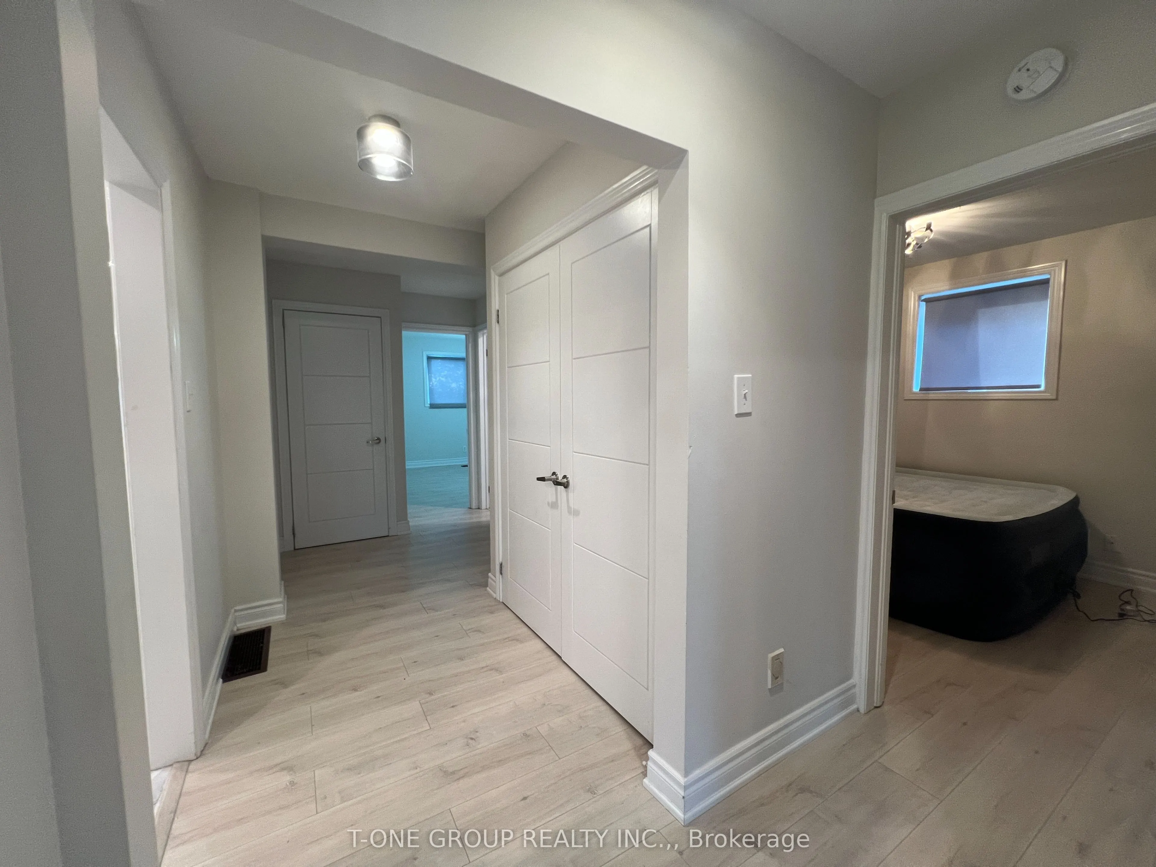 98 Thornton Avenue