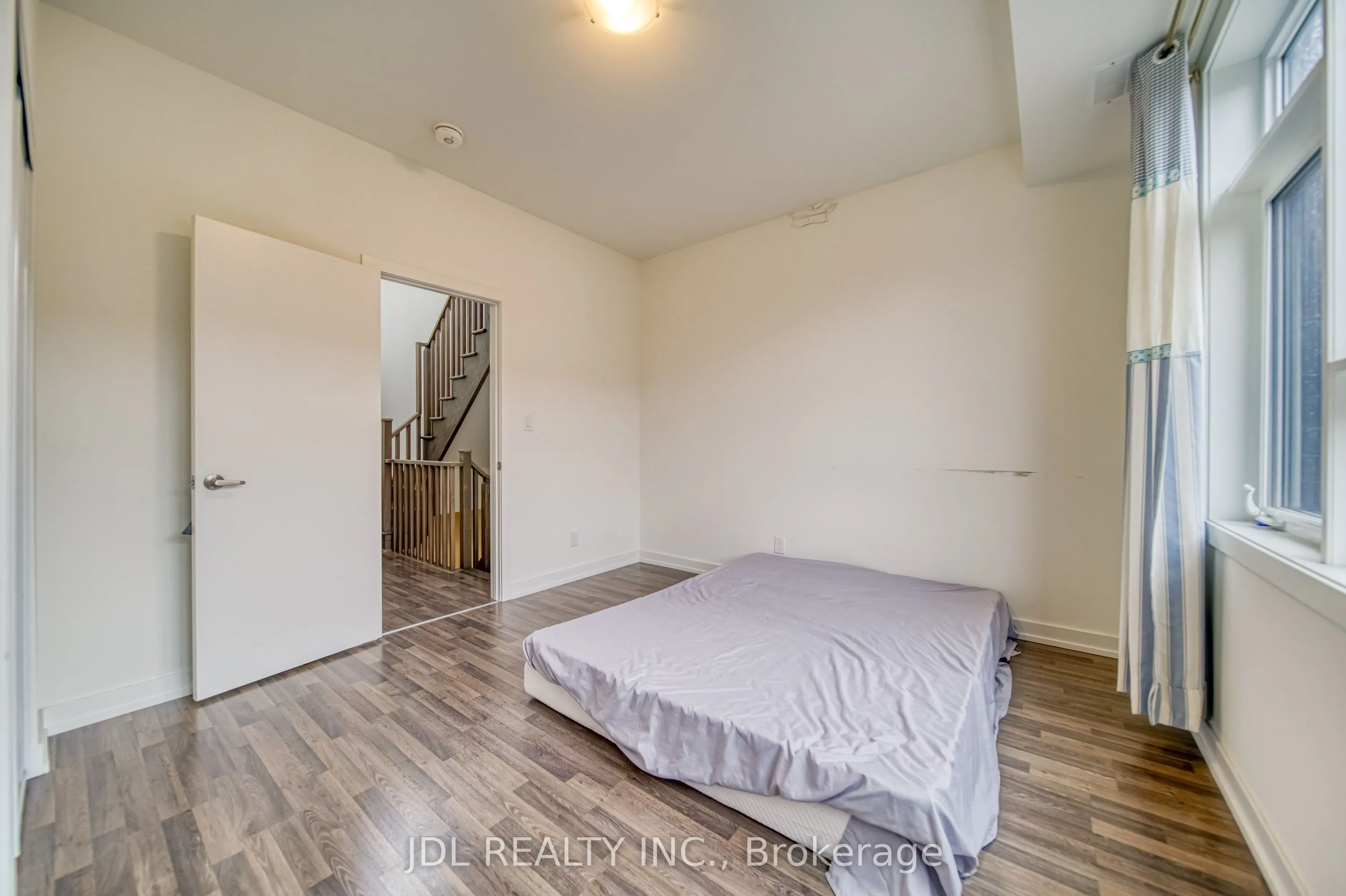 370 D Red Maple Road, #118