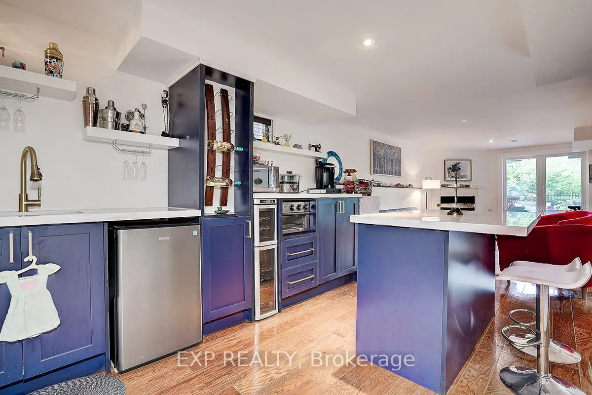 446 Silken Laumann Drive