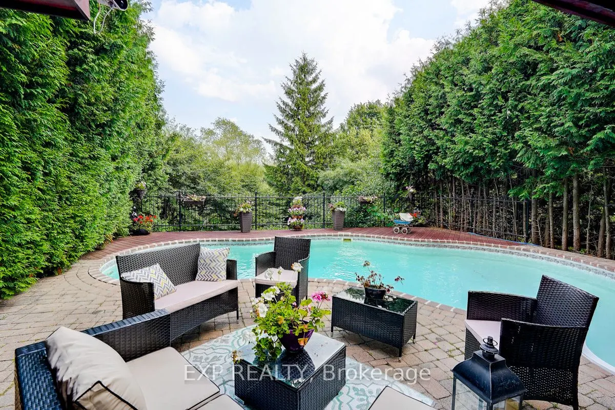 446 Silken Laumann Drive