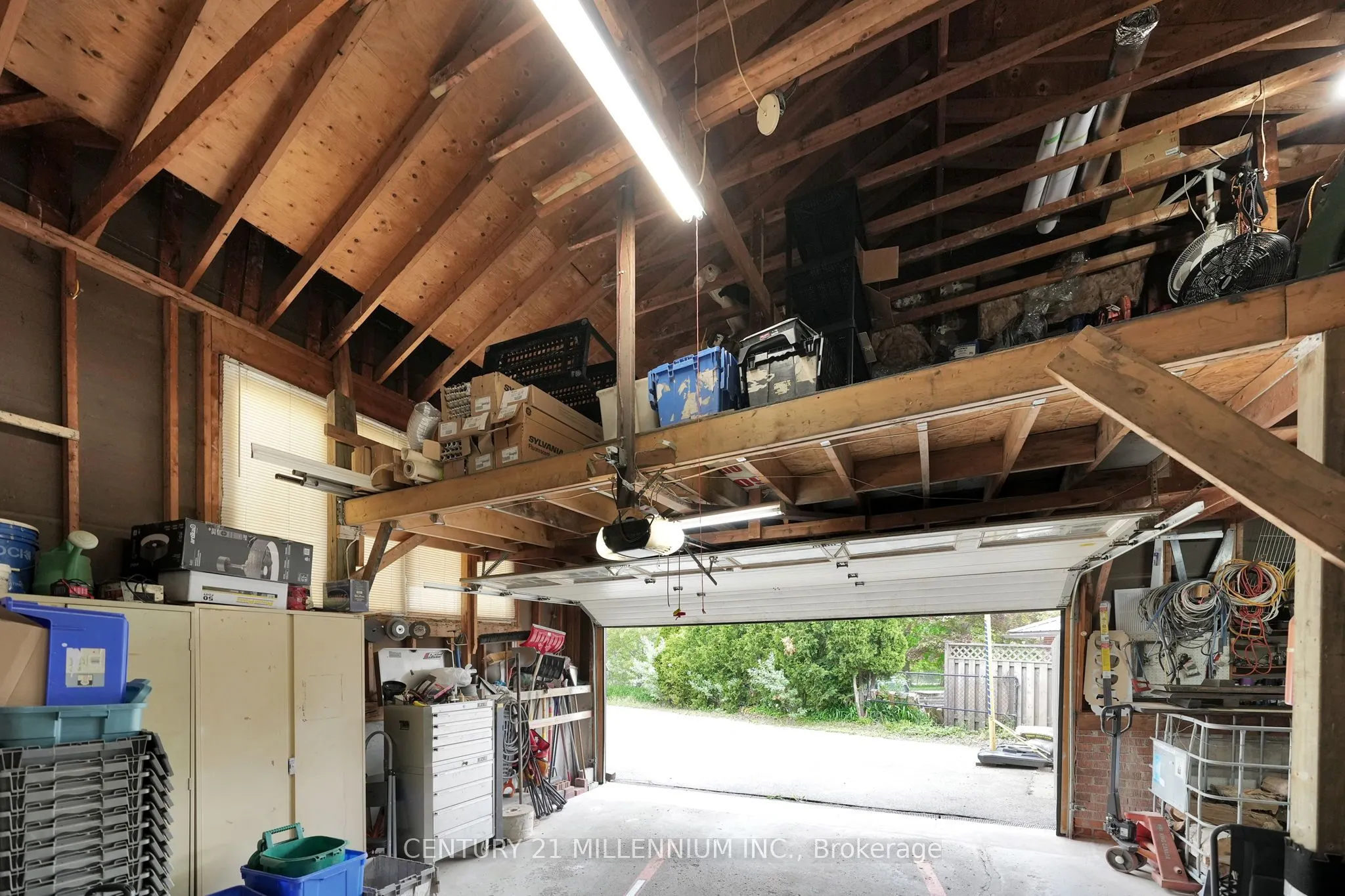 5995 17th Side Road