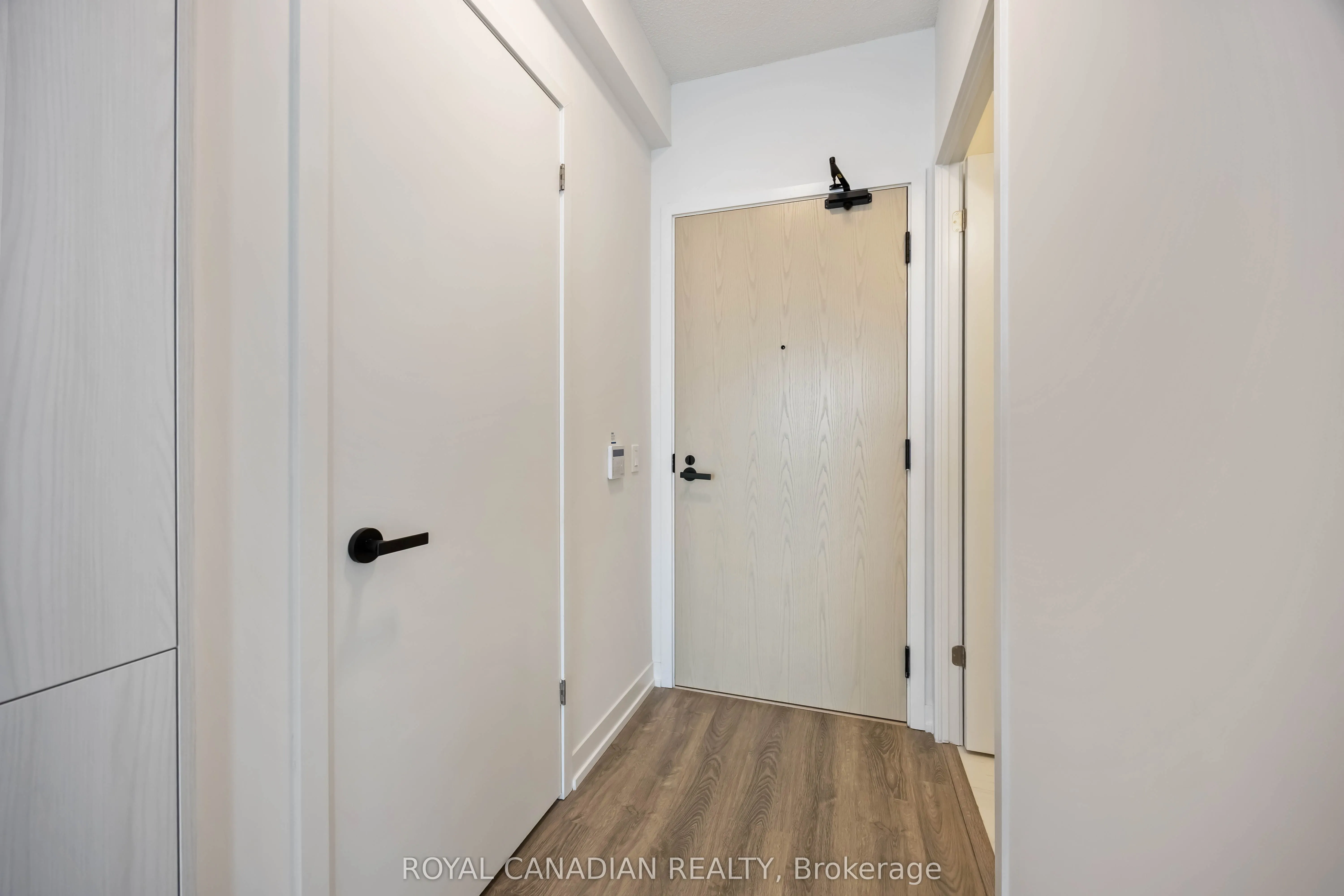 195 Commerce Street, #5007