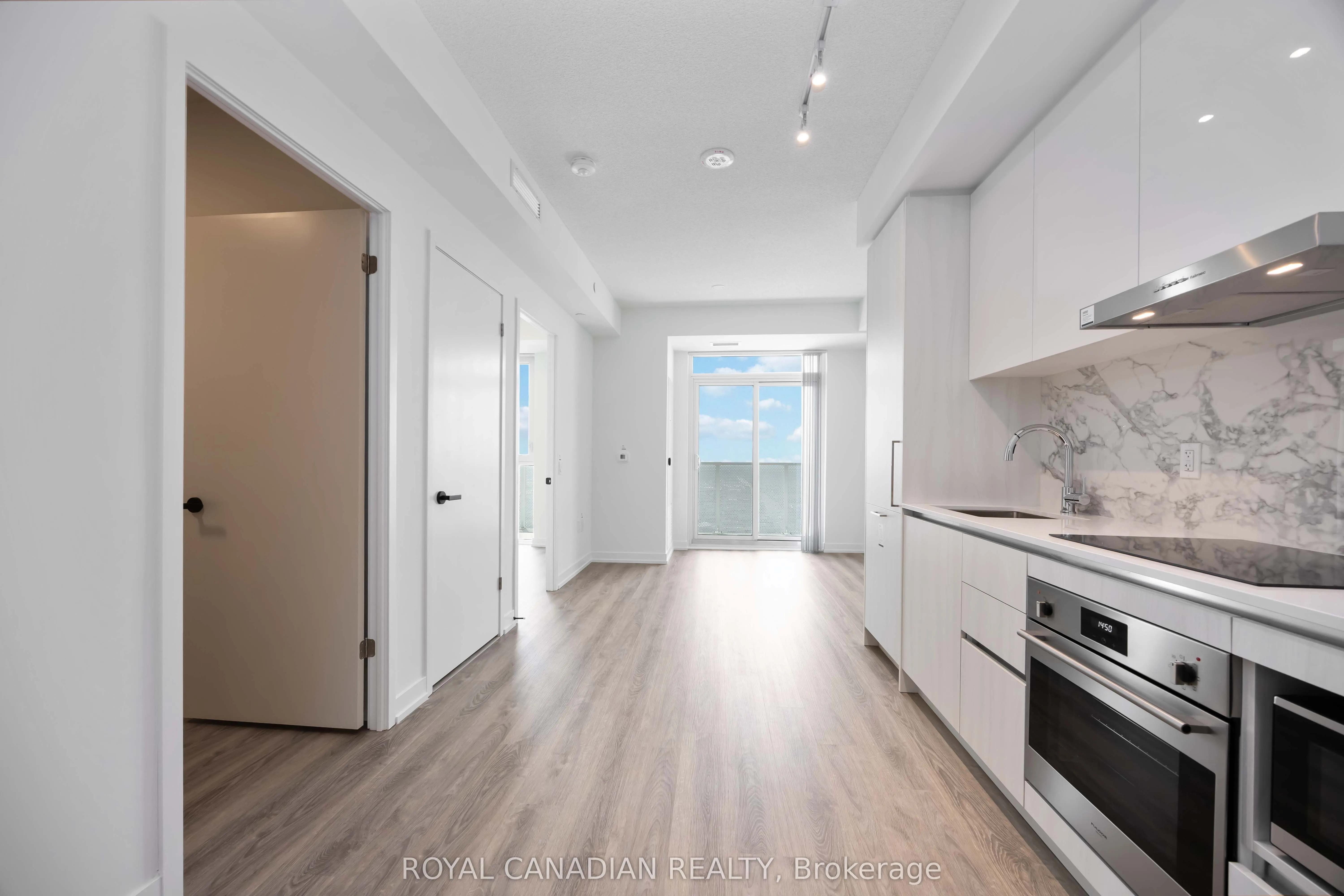 195 Commerce Street, #5007