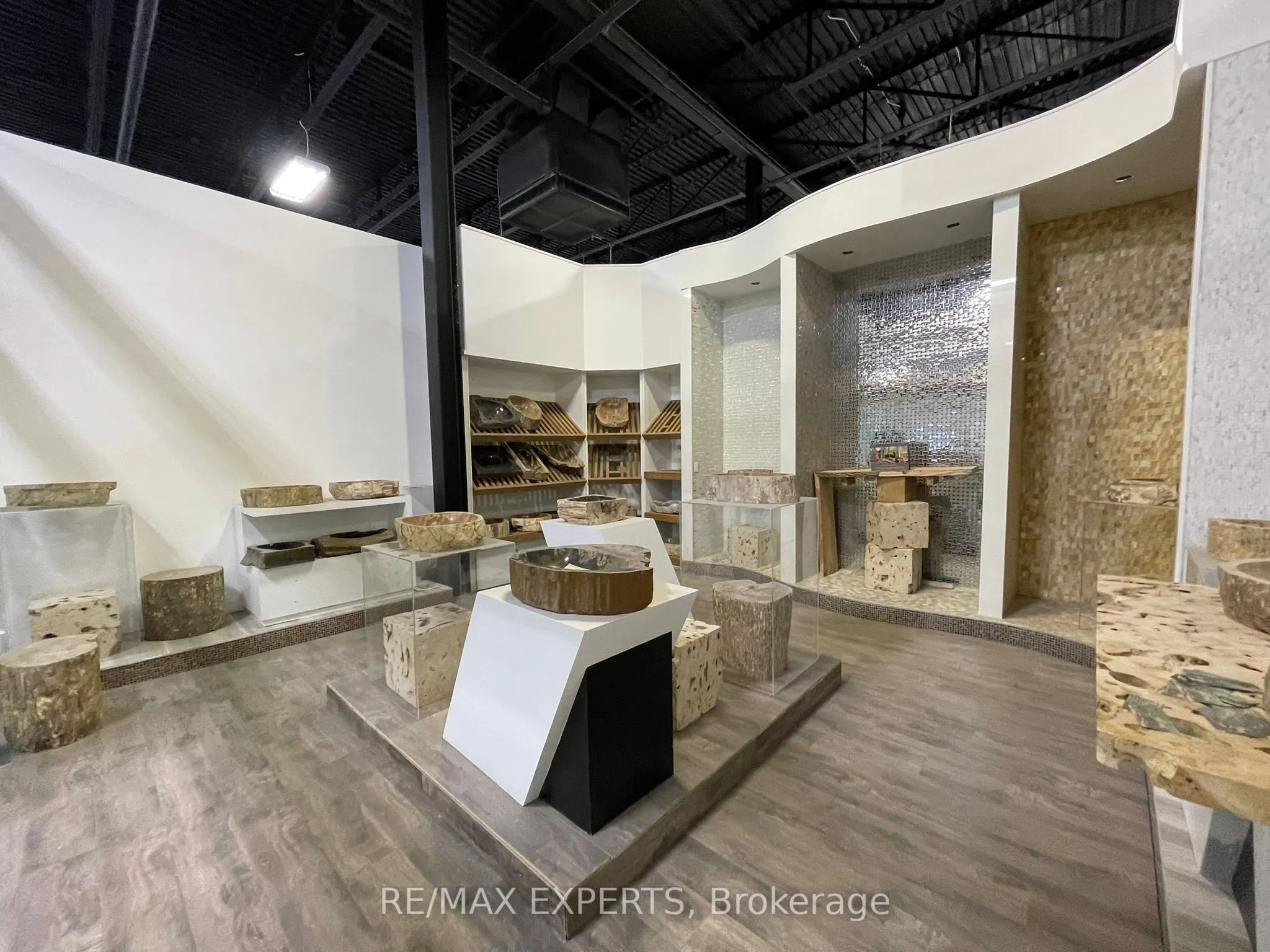 7250 Keele Street, #61