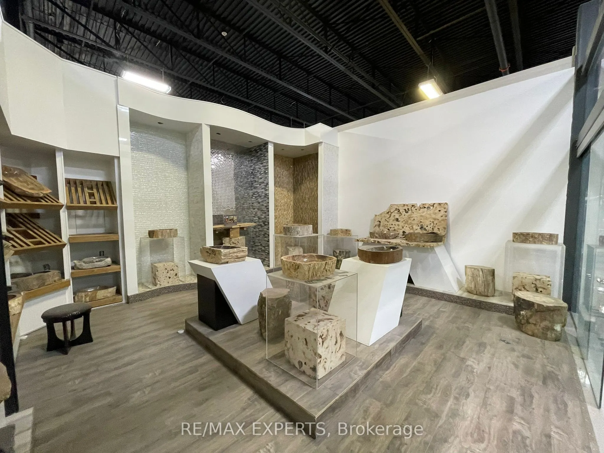 7250 Keele Street, #61