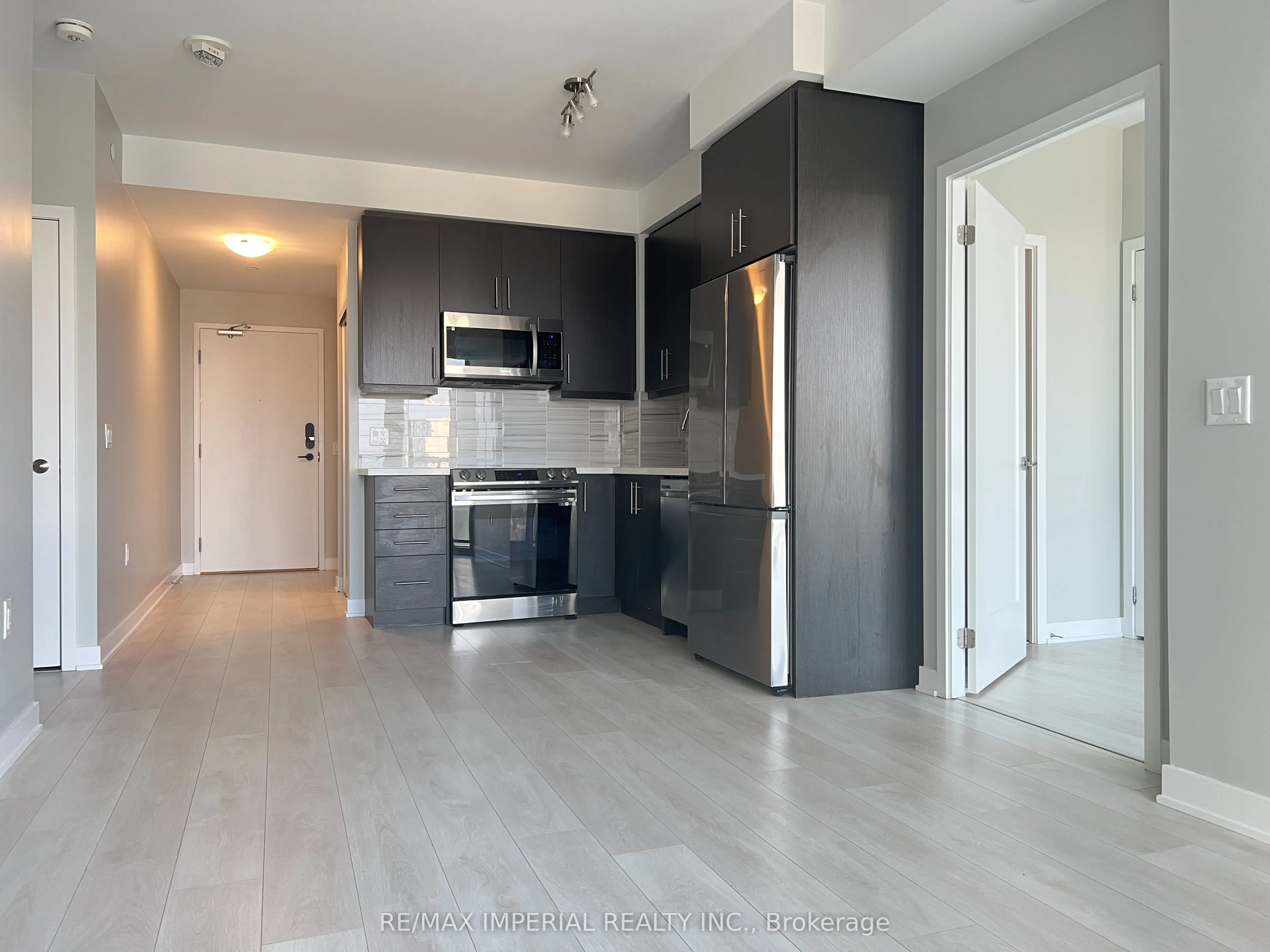 95 Oneida Crescent, #2207