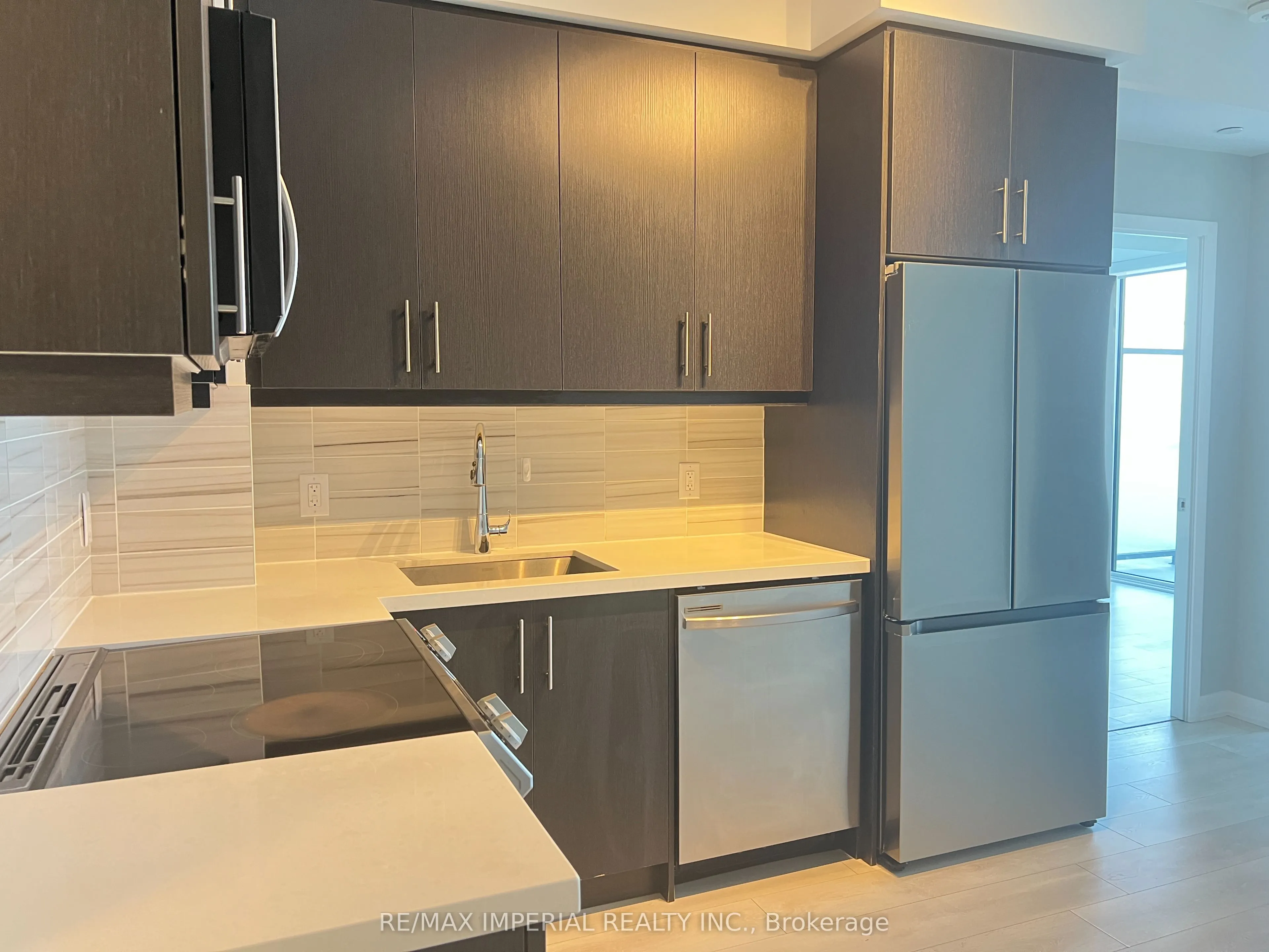 95 Oneida Crescent, #2207