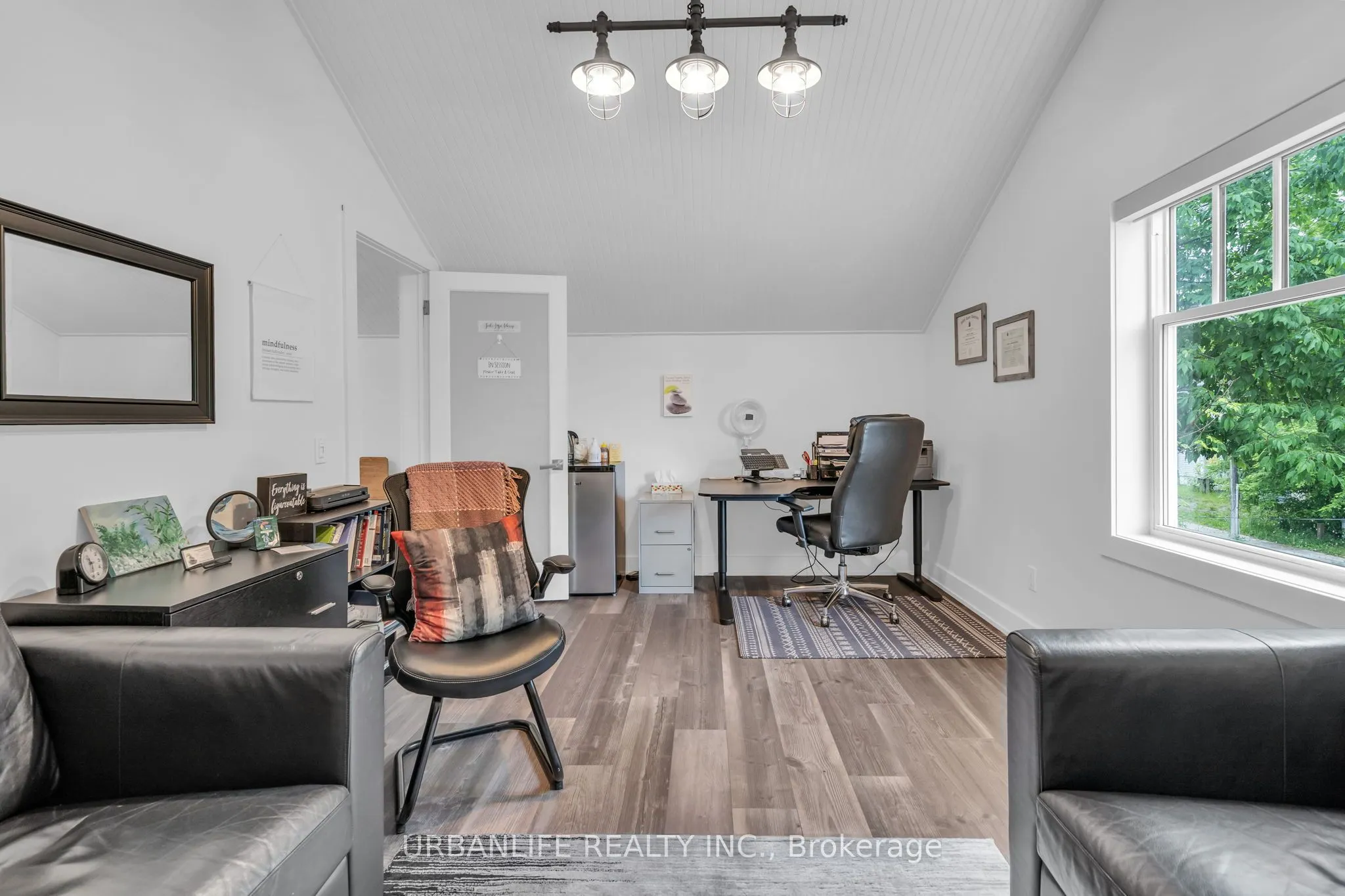 18967 Leslie Street, #1B