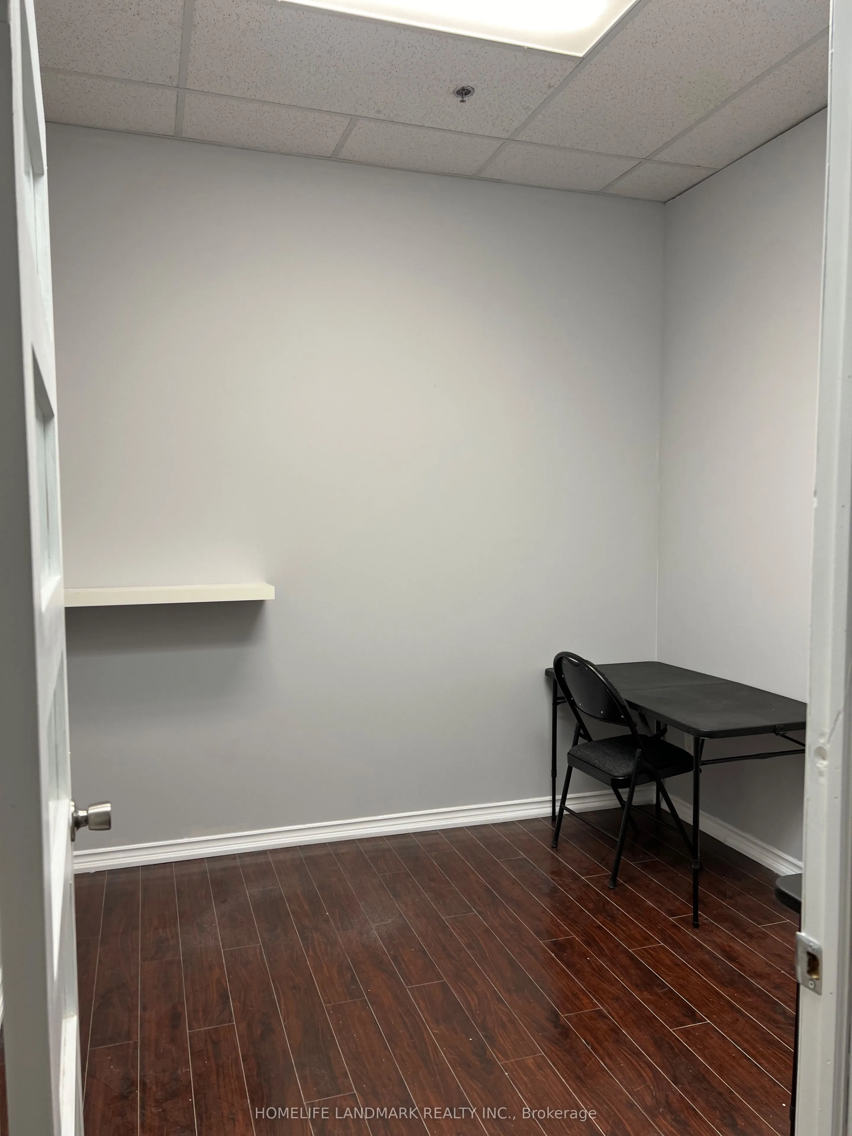 28 South Unionville Avenue, #2093