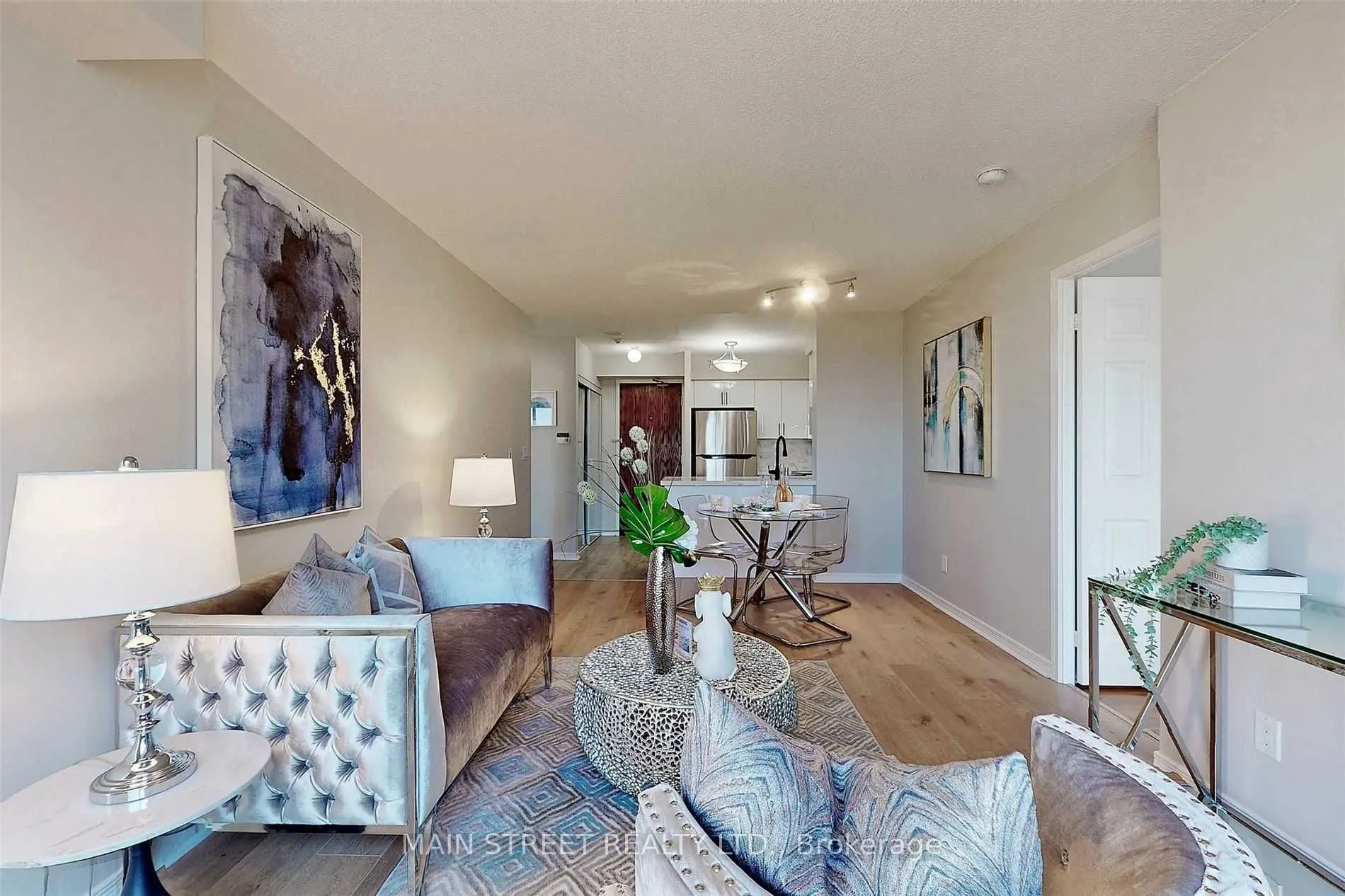 23 Oneida Crescent, #712