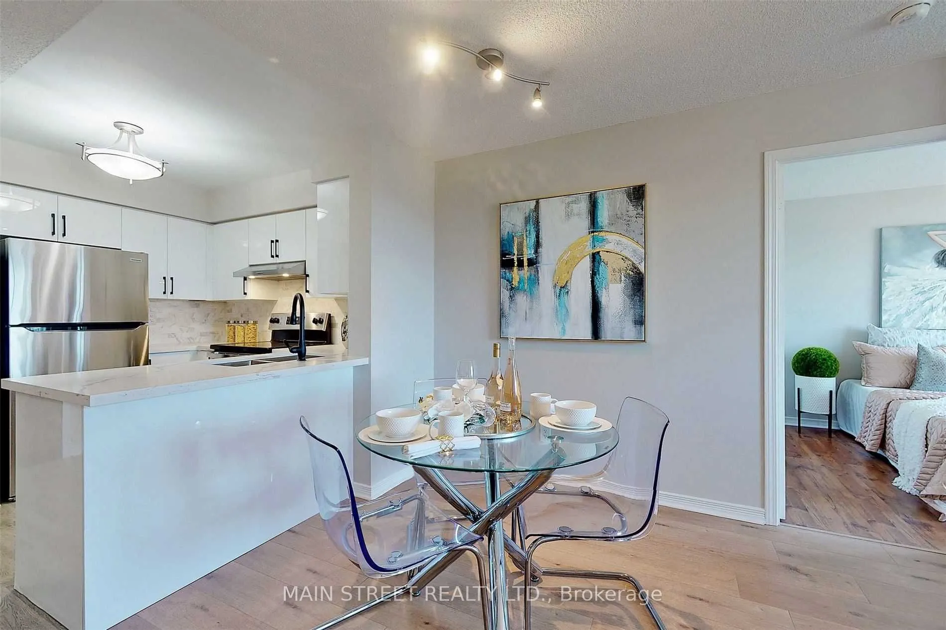 23 Oneida Crescent, #712