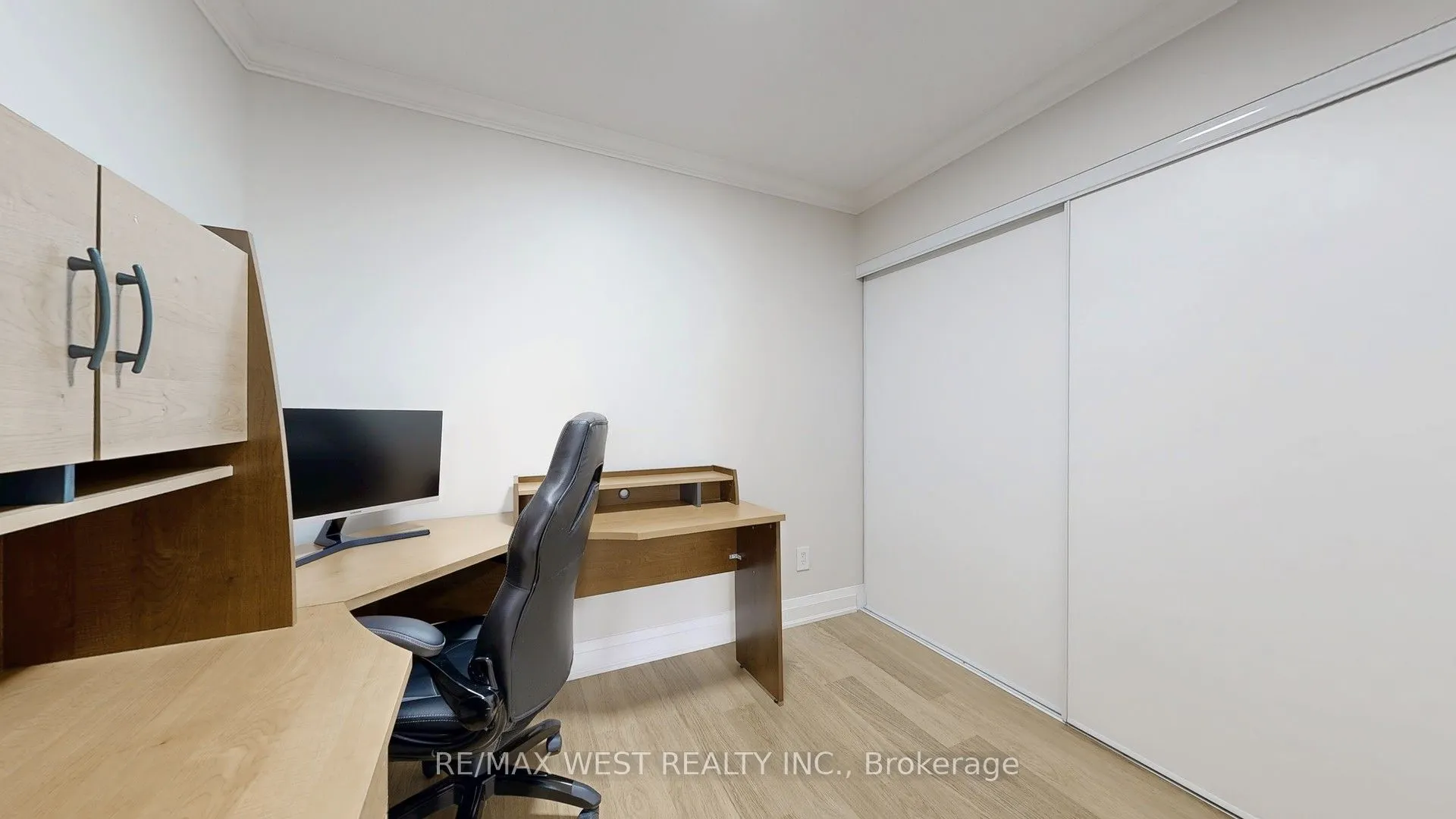 30 North Park Road, #302