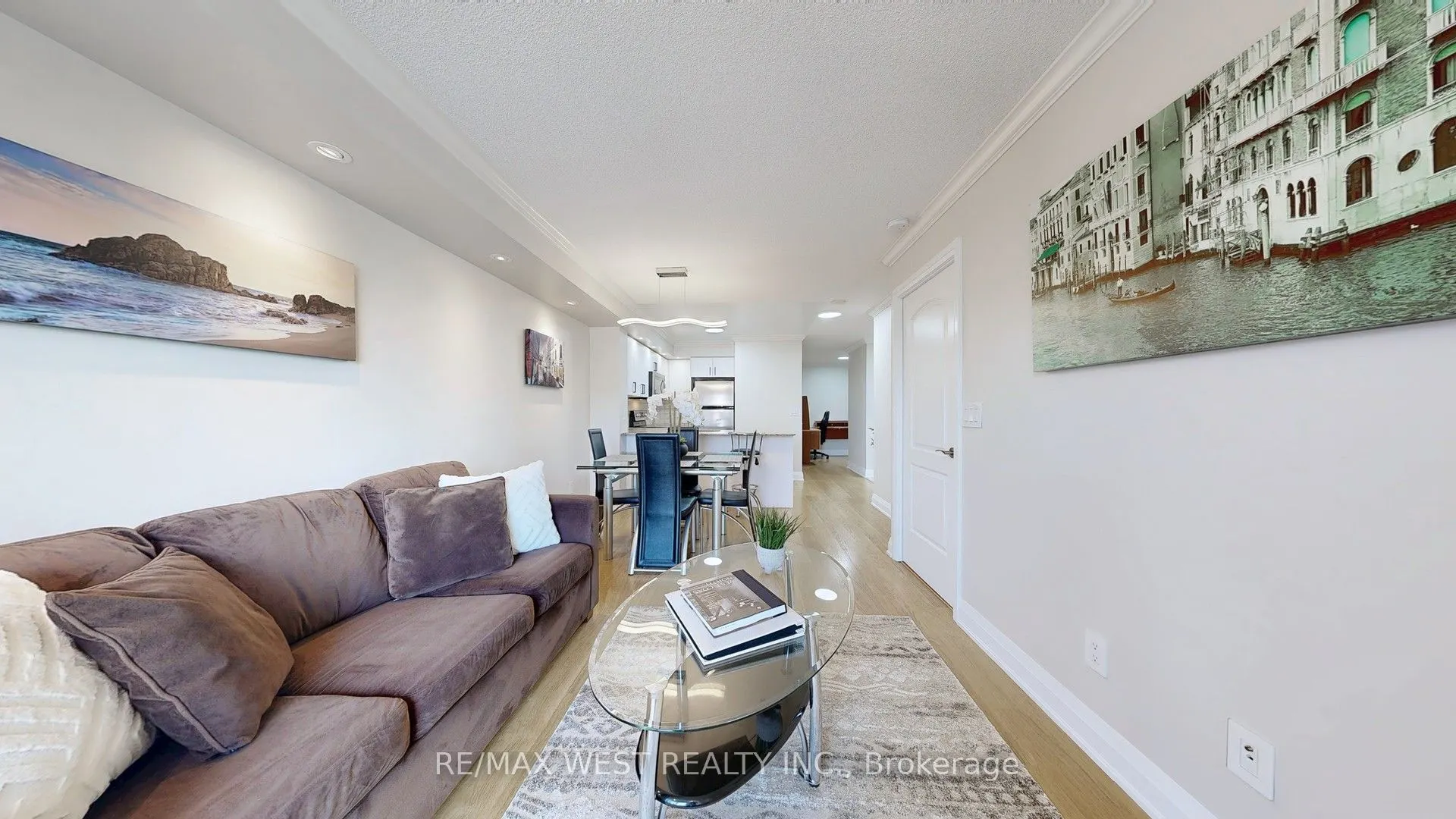 30 North Park Road, #302