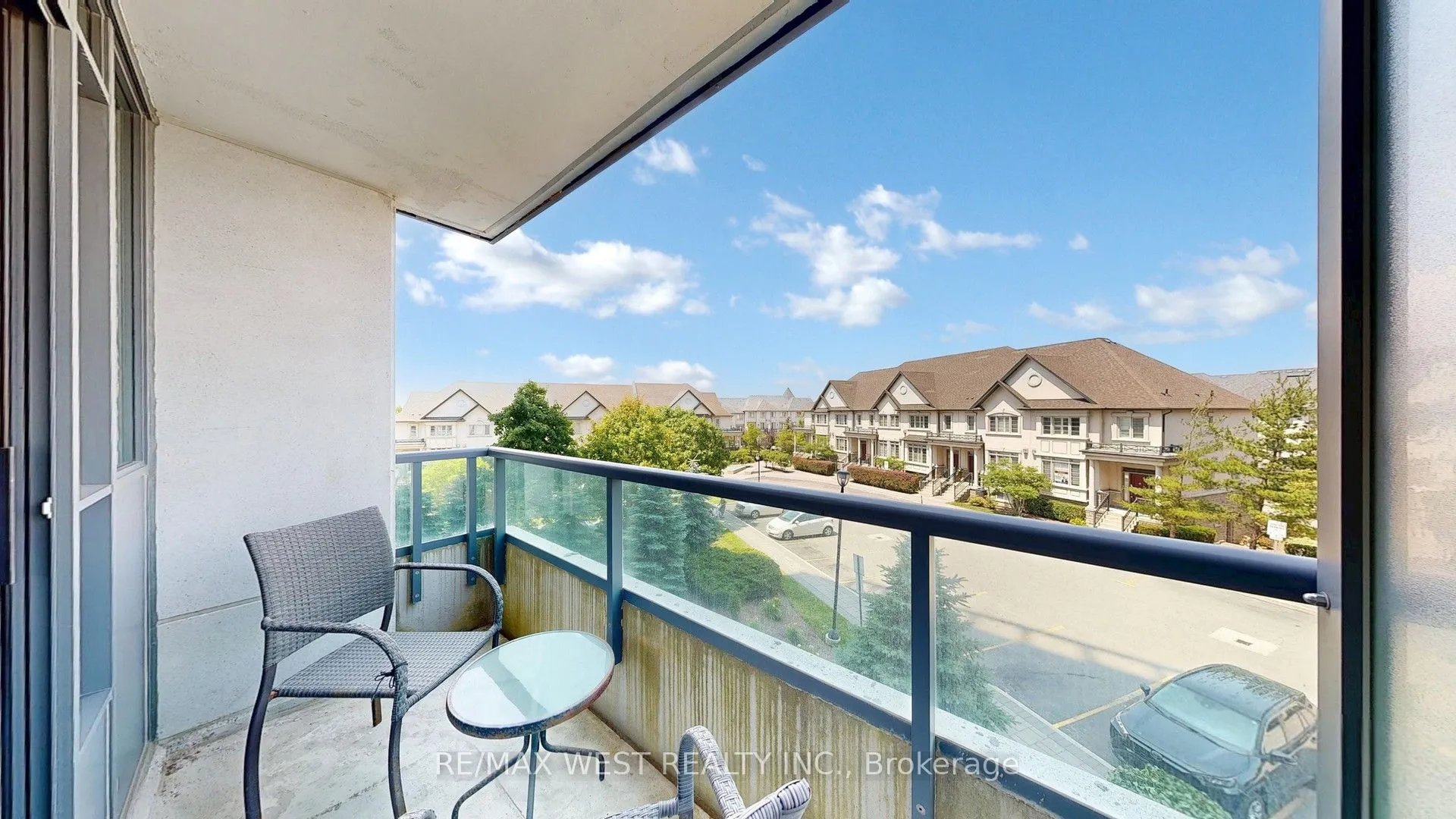 30 North Park Road, #302