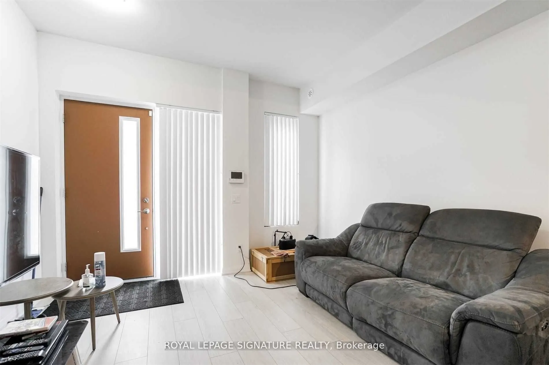1010 Portage Parkway, #Th12