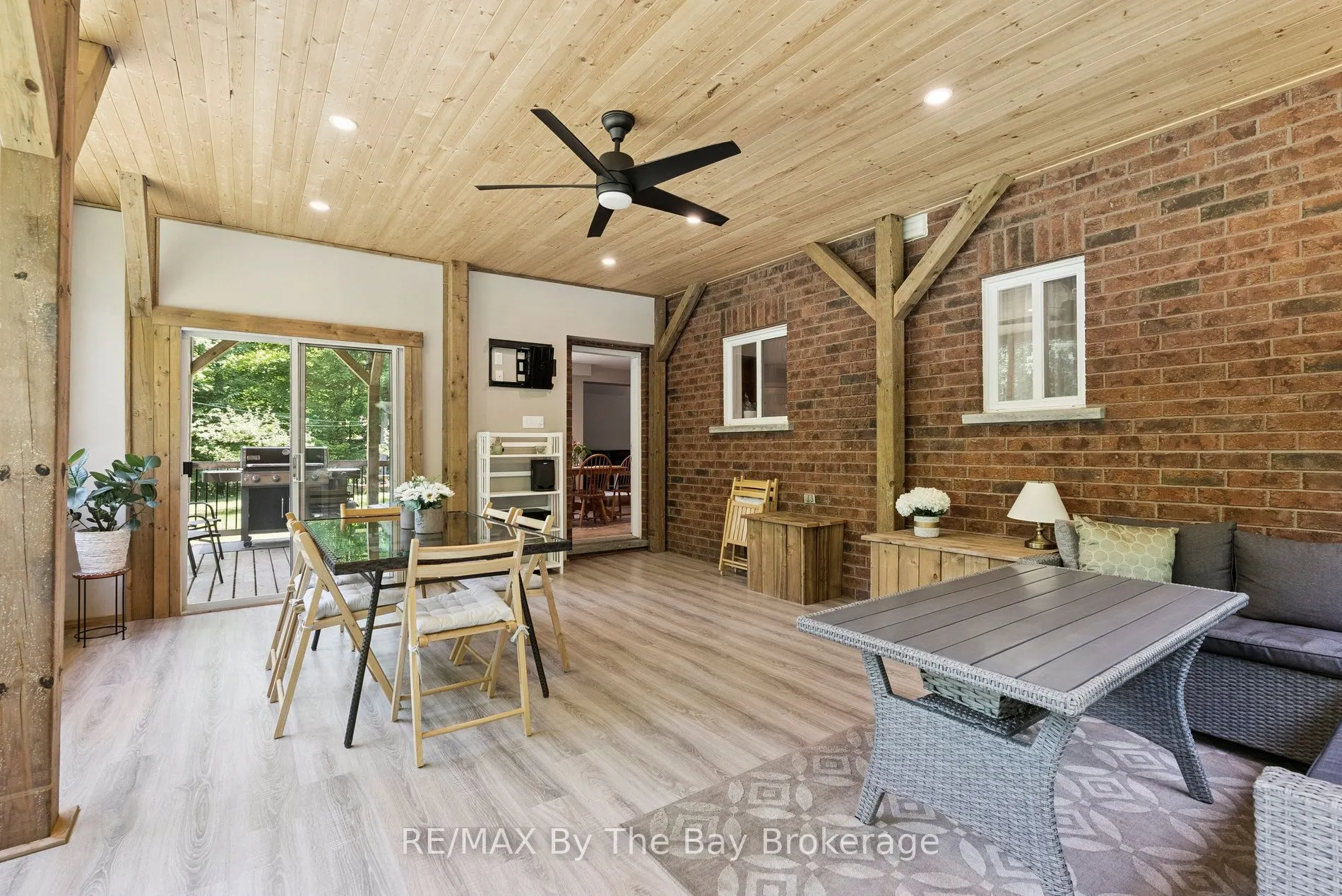 19 Gillespie Trail SE