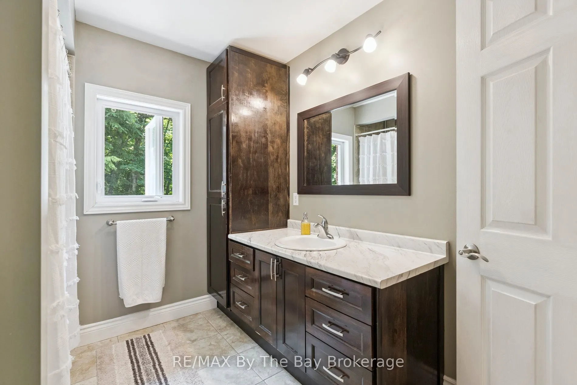 19 Gillespie Trail SE