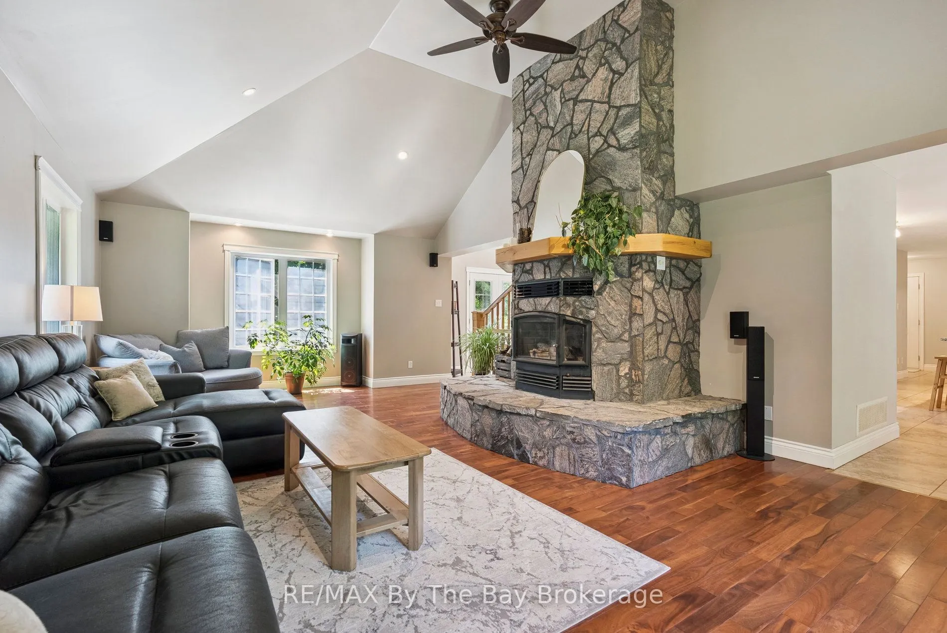 19 Gillespie Trail SE