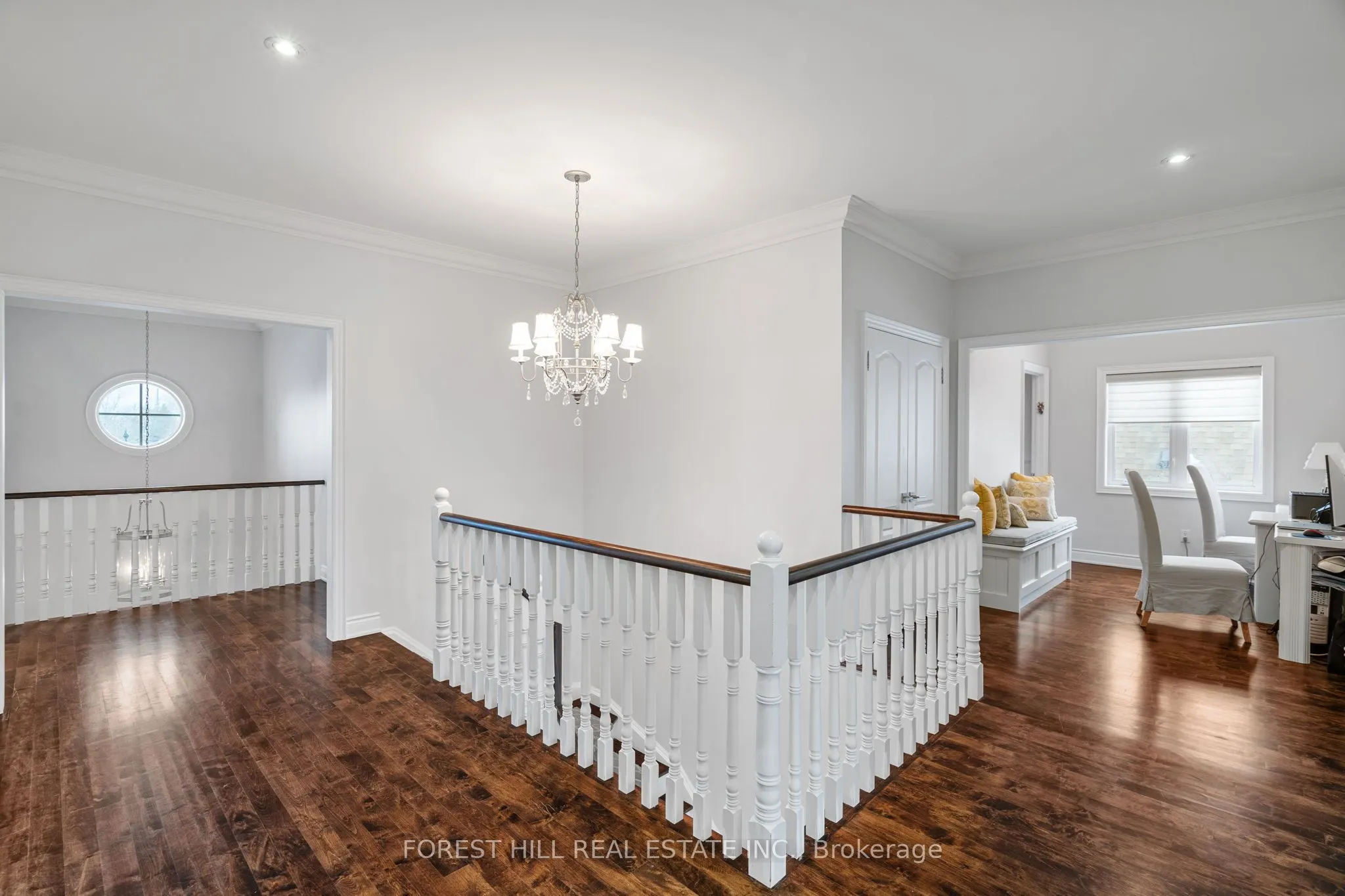 110 Cook's Mill Crescent