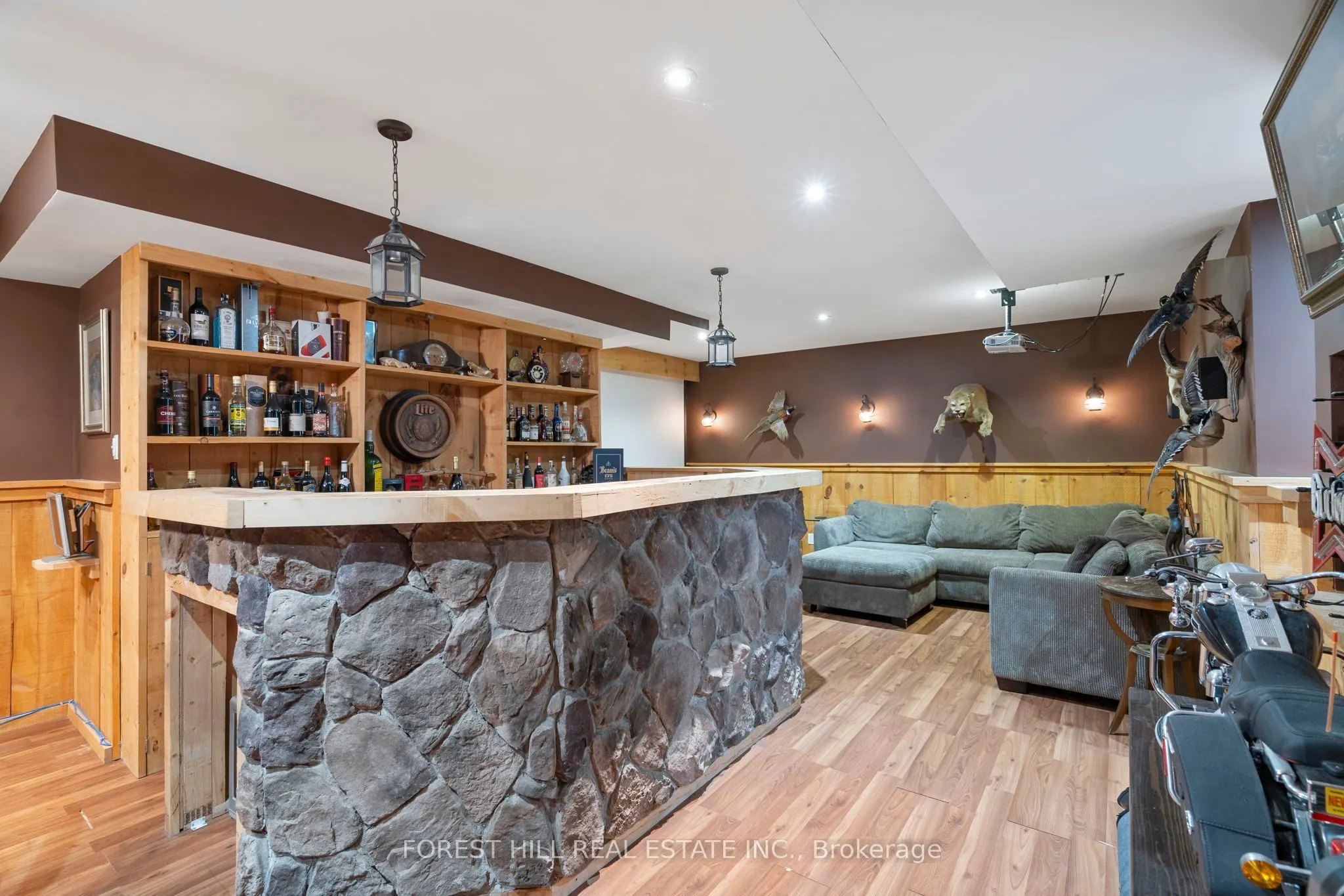 110 Cook's Mill Crescent
