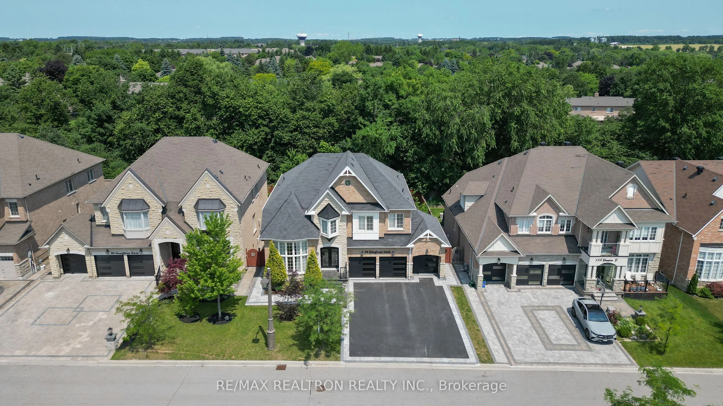 114 Greenforest Grove