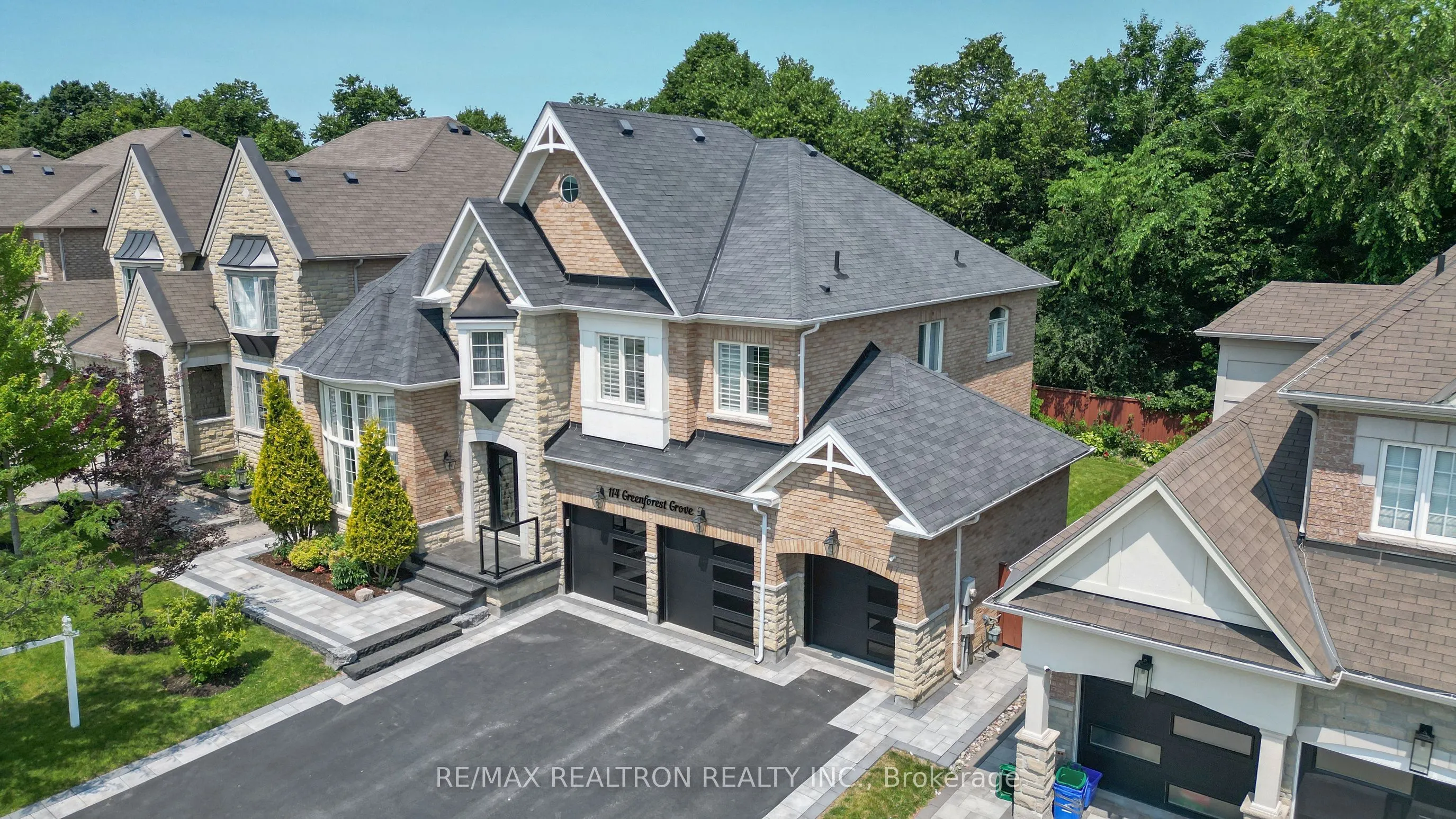 114 Greenforest Grove