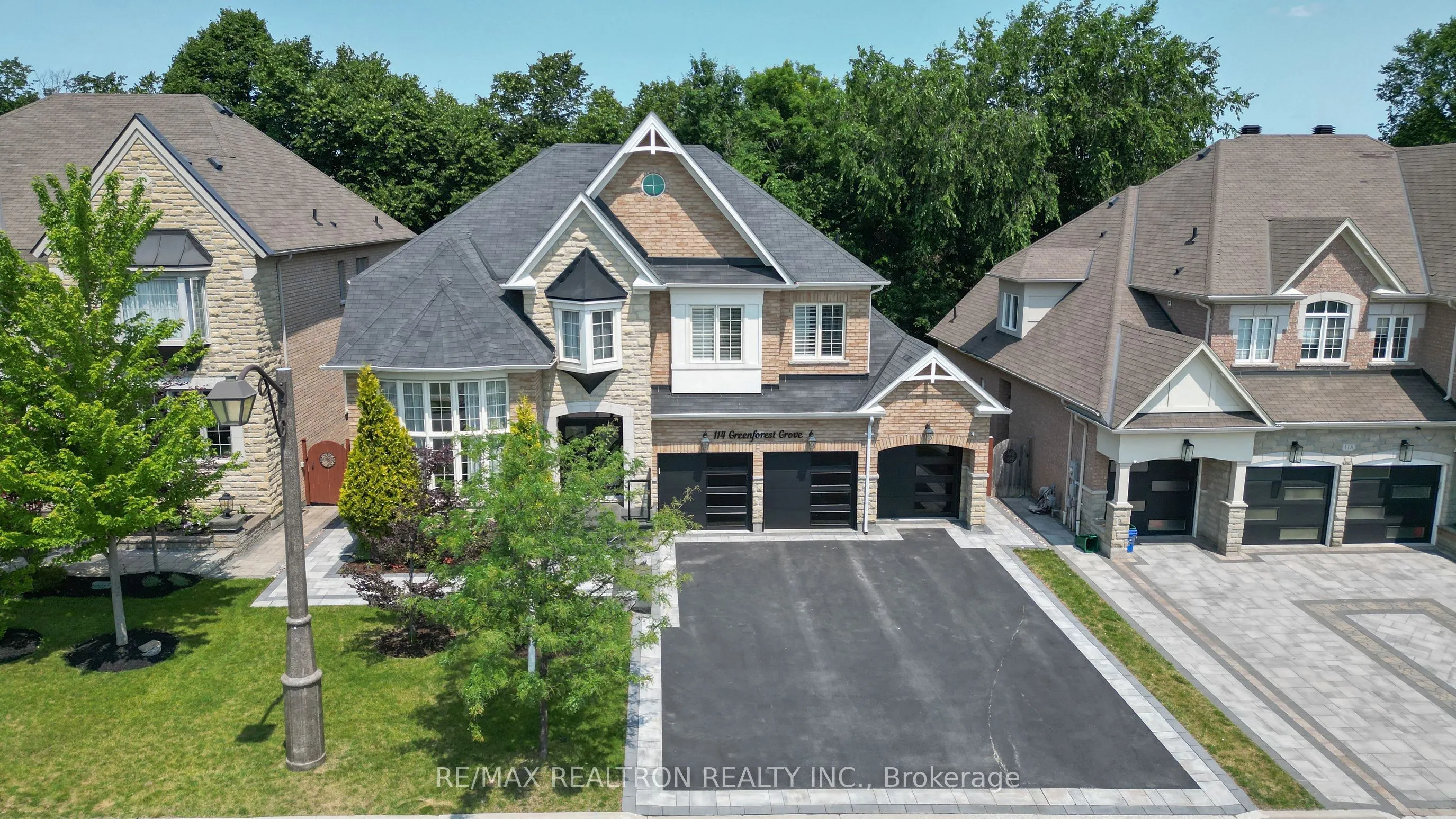 114 Greenforest Grove