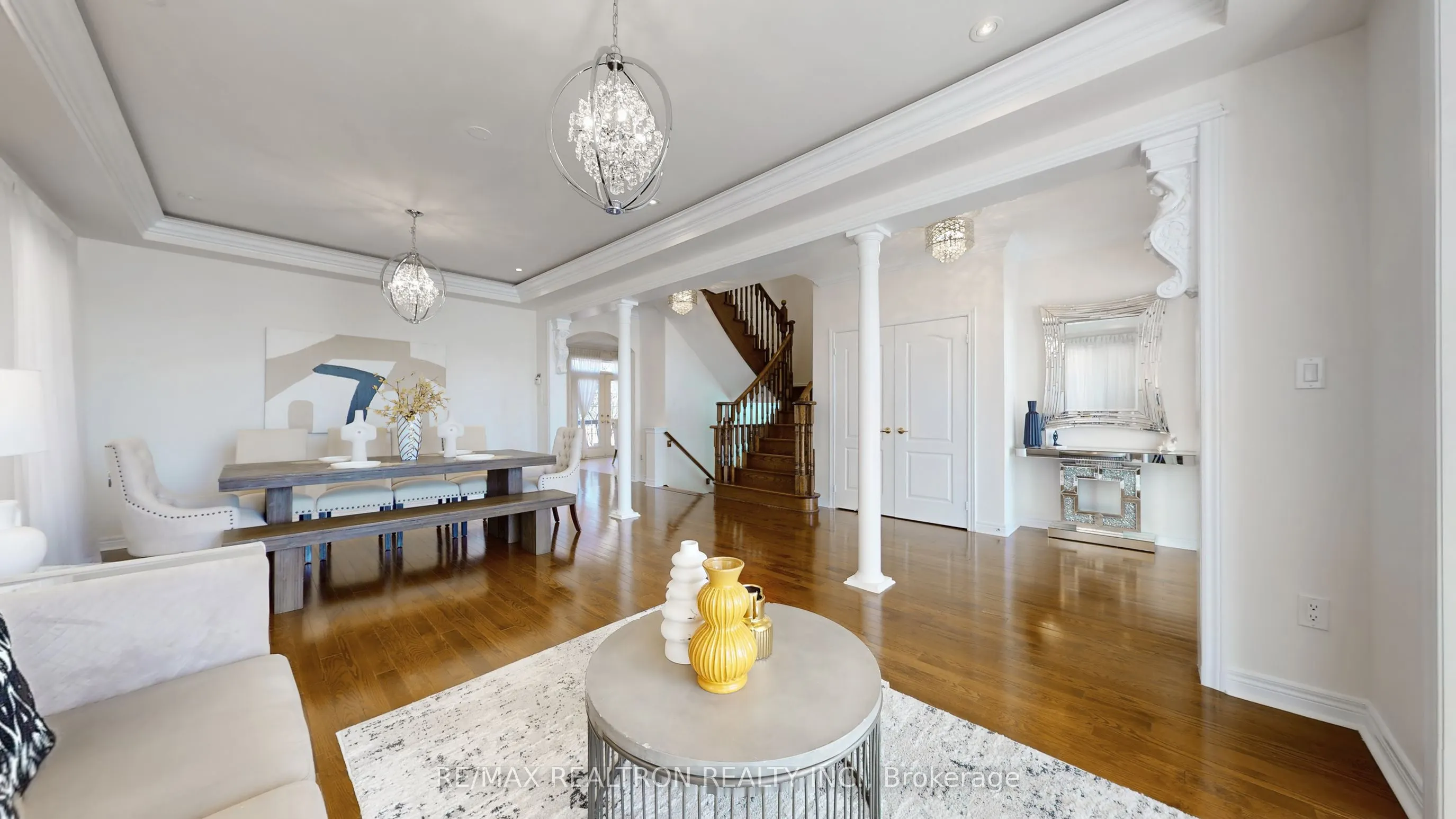 114 Greenforest Grove