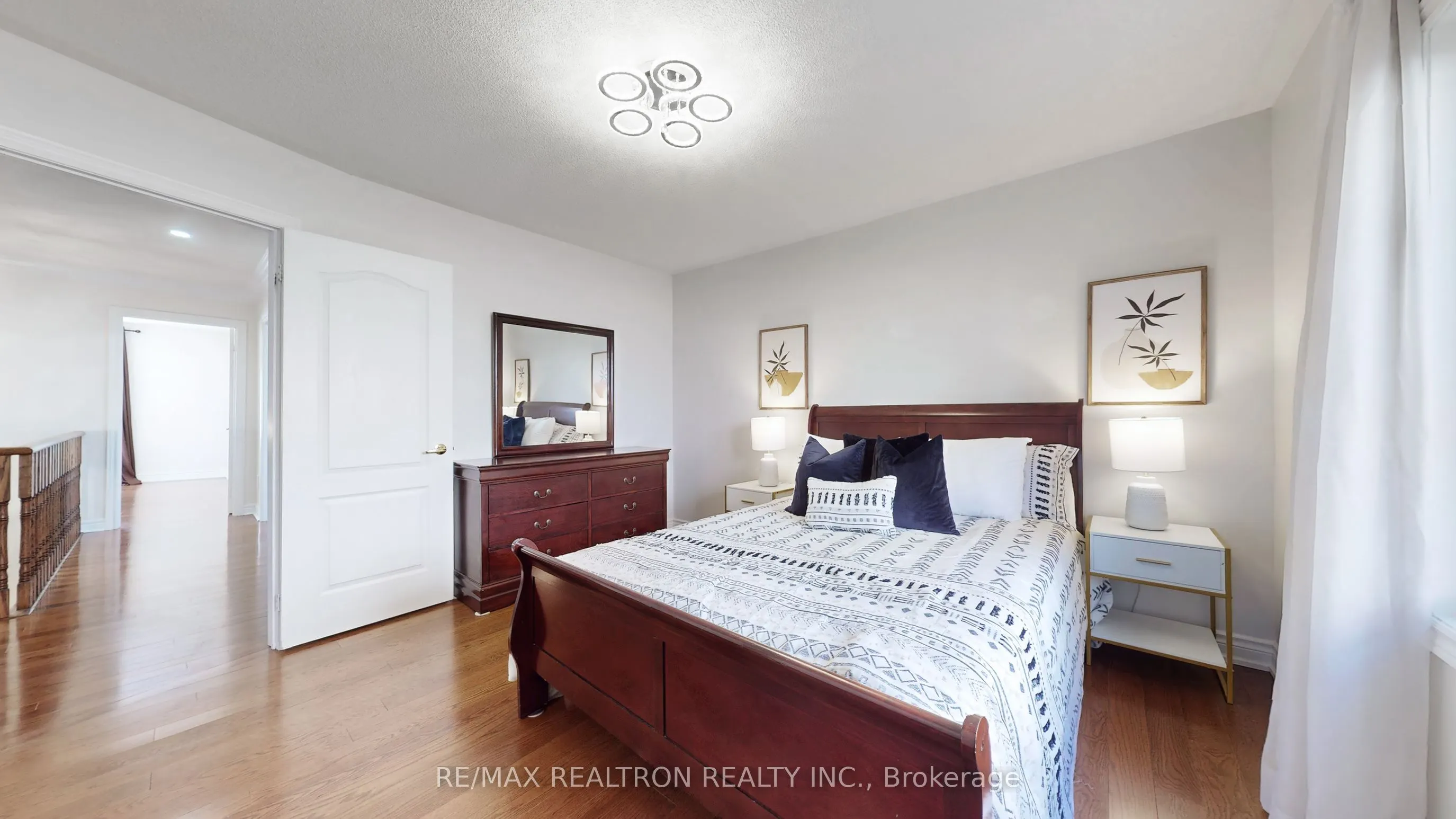114 Greenforest Grove