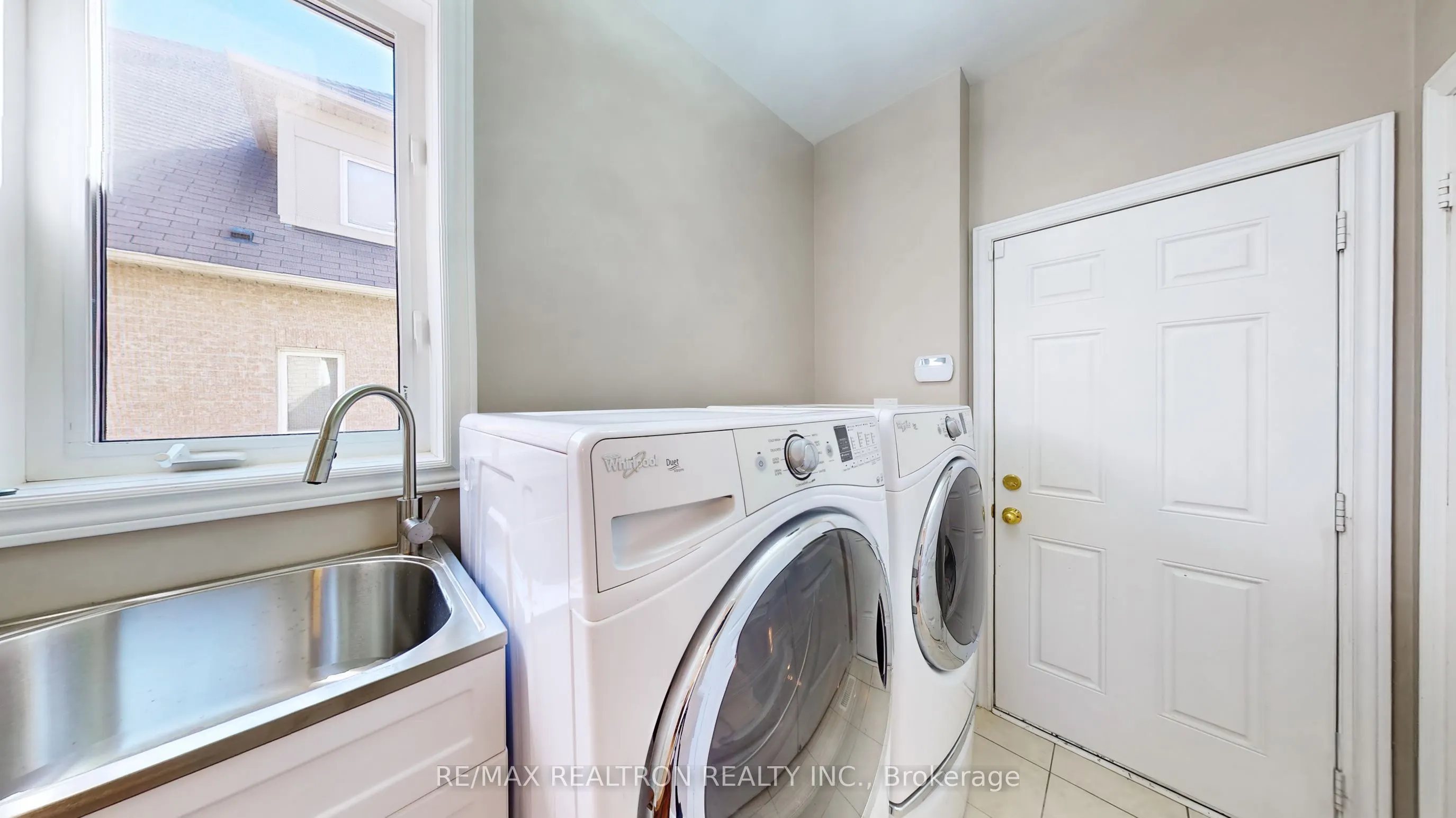114 Greenforest Grove