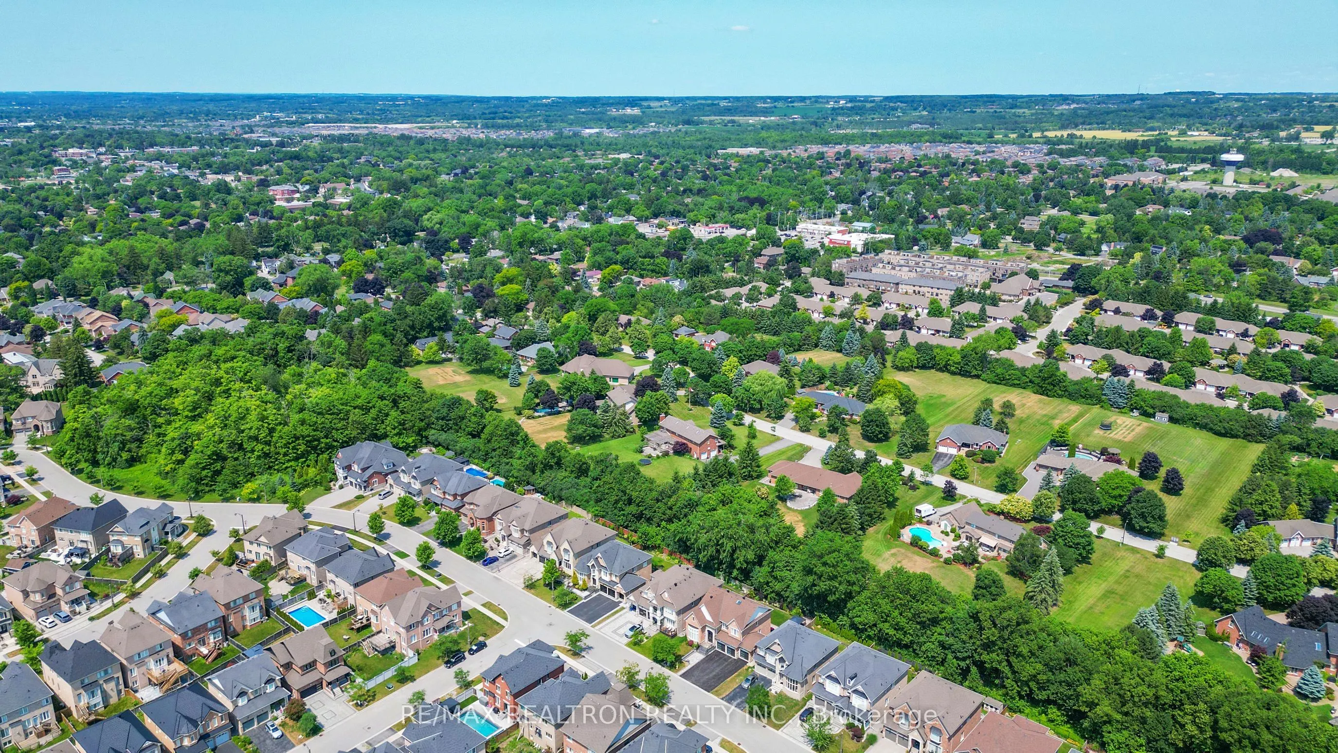 114 Greenforest Grove