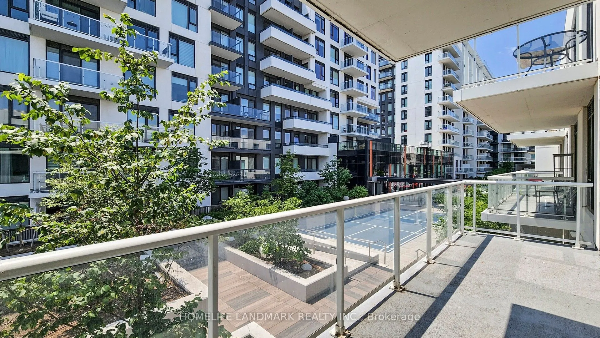 18 Rouge Valley Drive W, #608