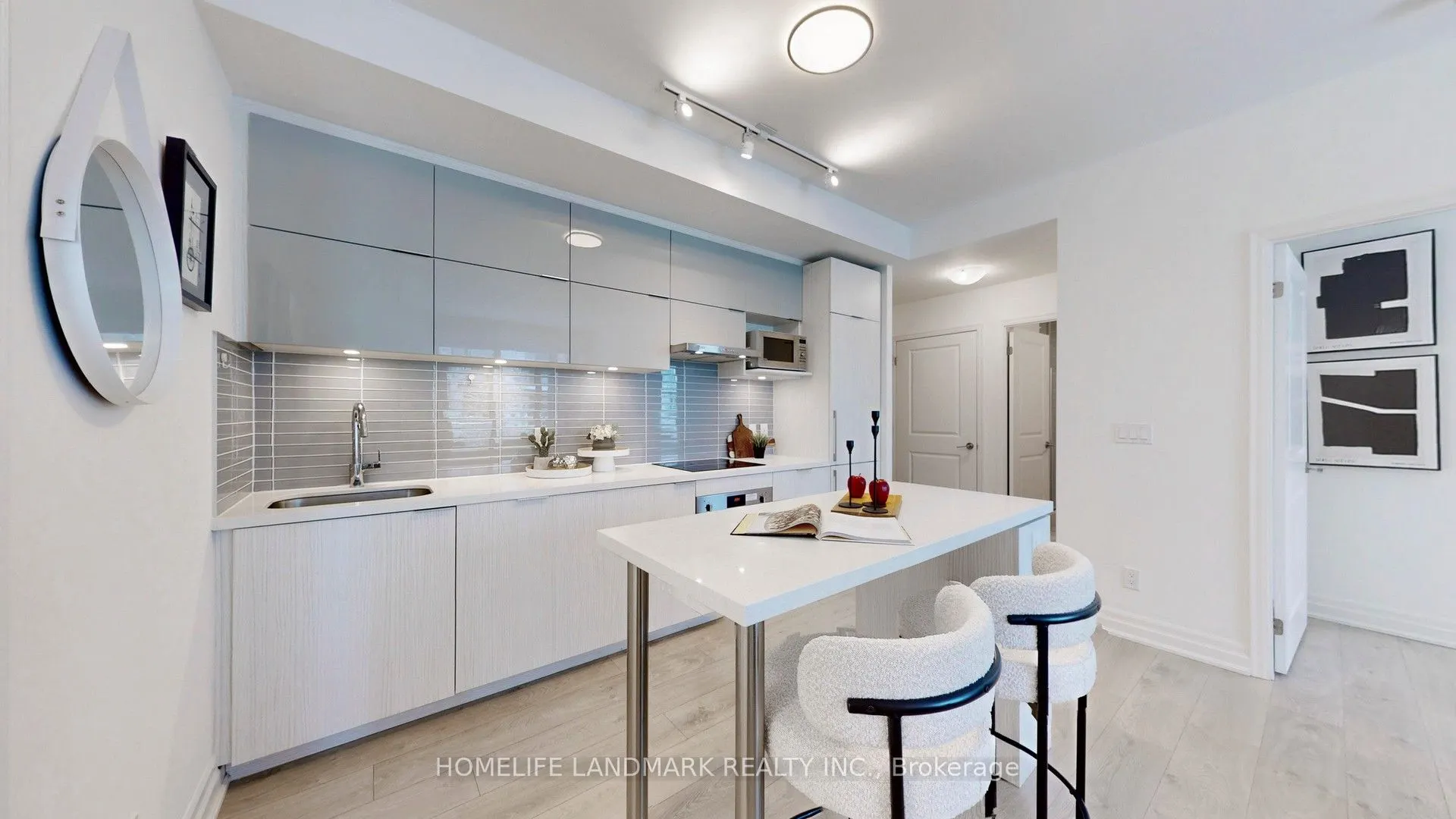 18 Rouge Valley Drive W, #608