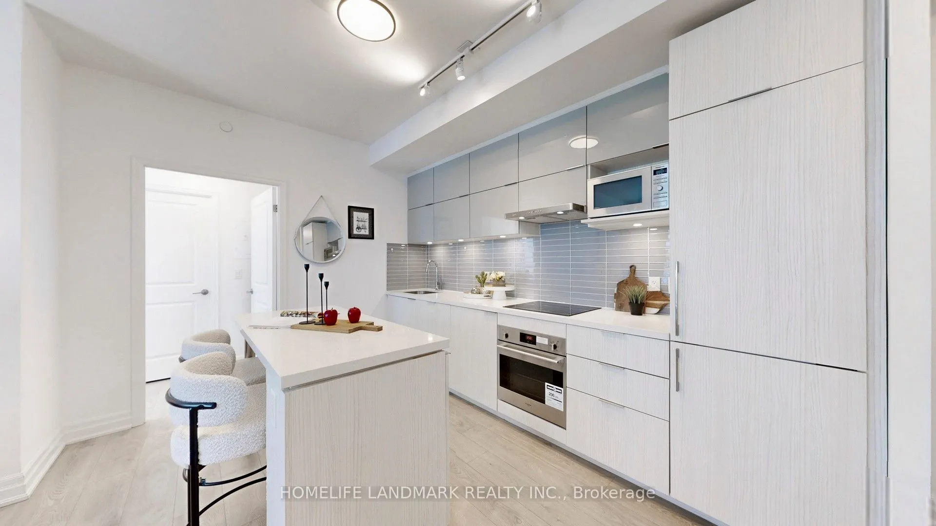18 Rouge Valley Drive W, #608