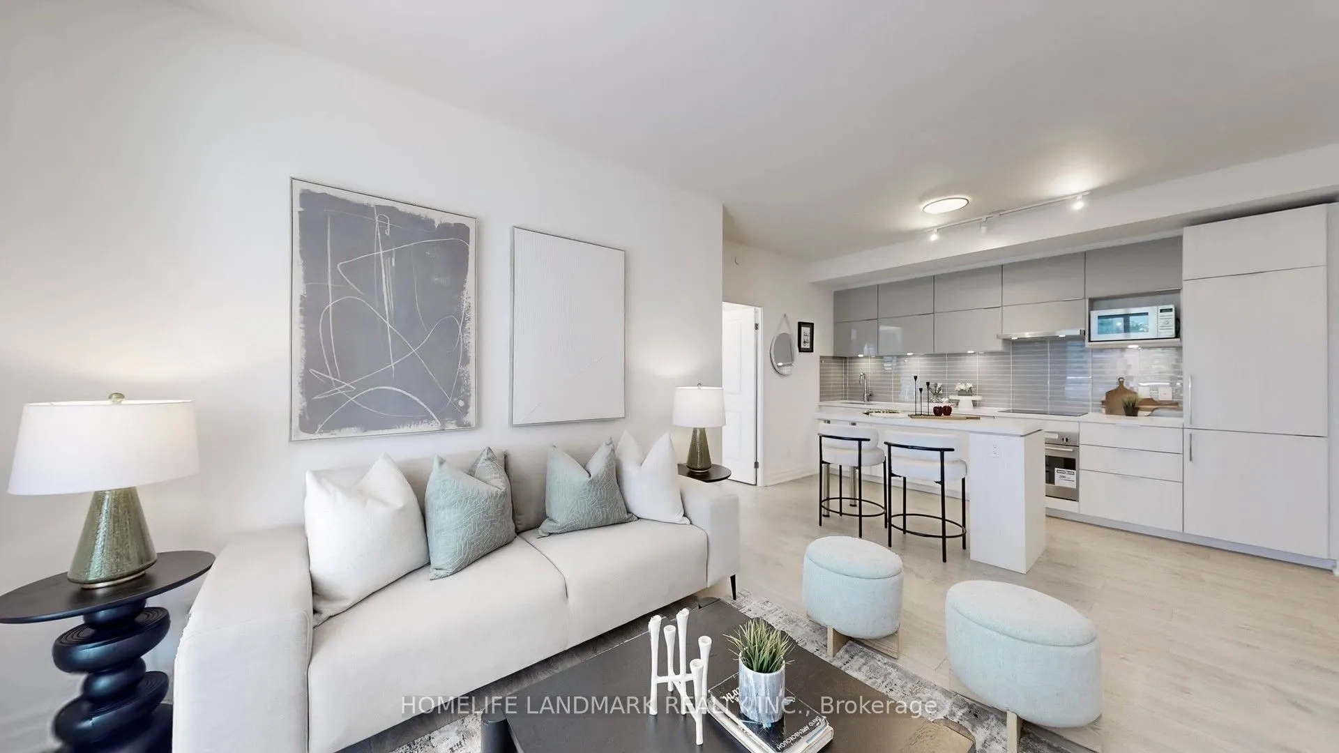 18 Rouge Valley Drive W, #608