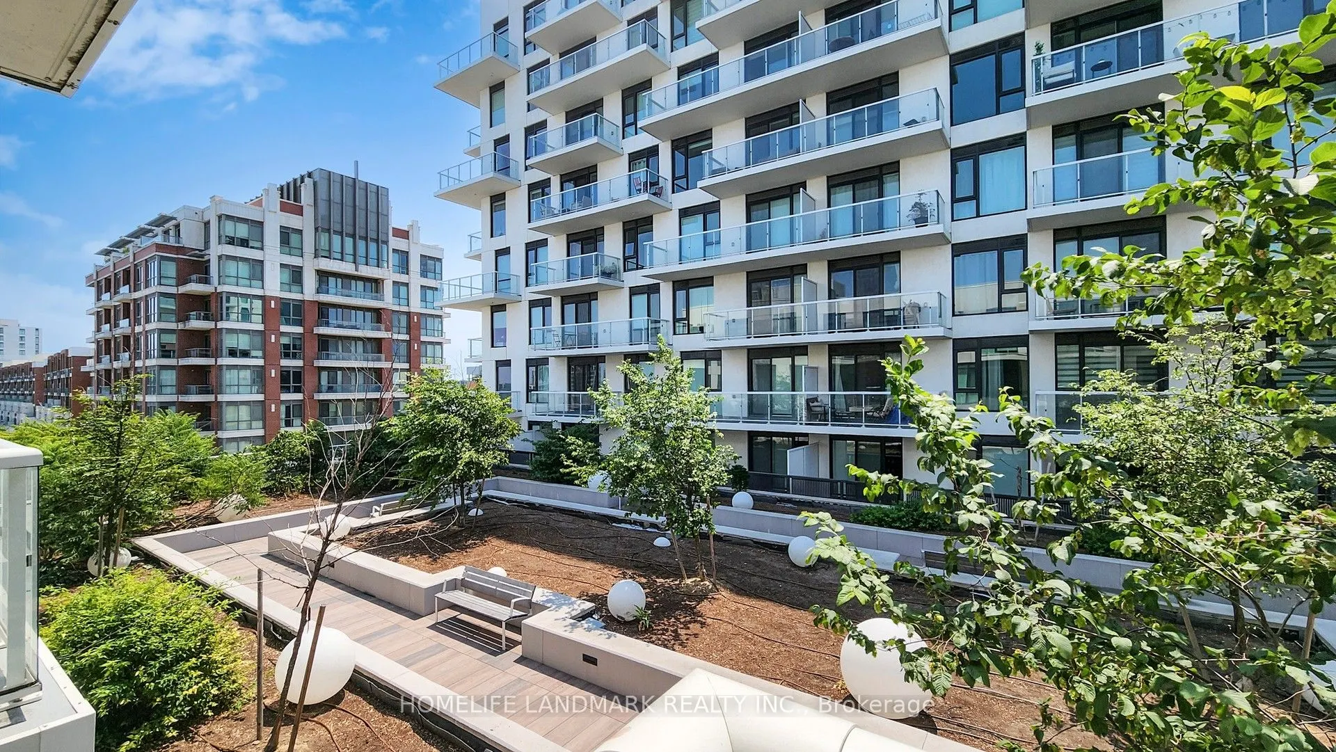 18 Rouge Valley Drive W, #608
