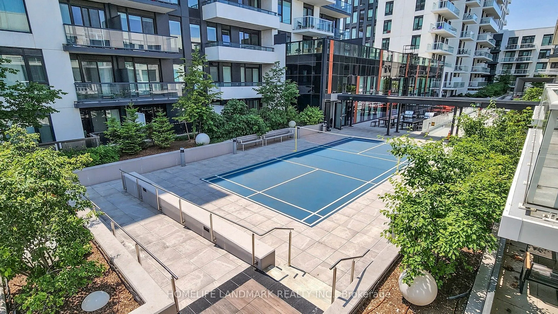 18 Rouge Valley Drive W, #608