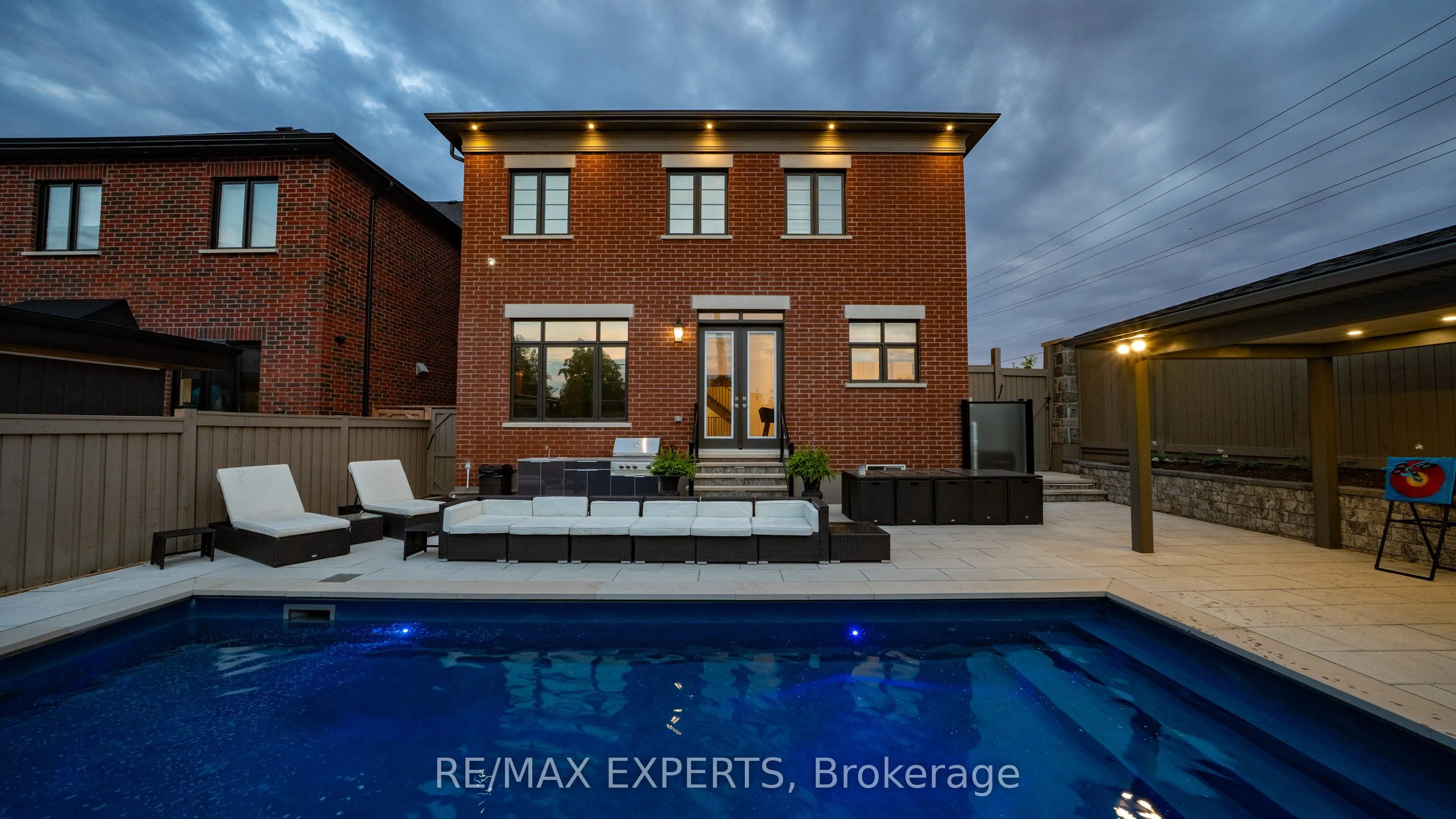 89 Rosshaven Crescent