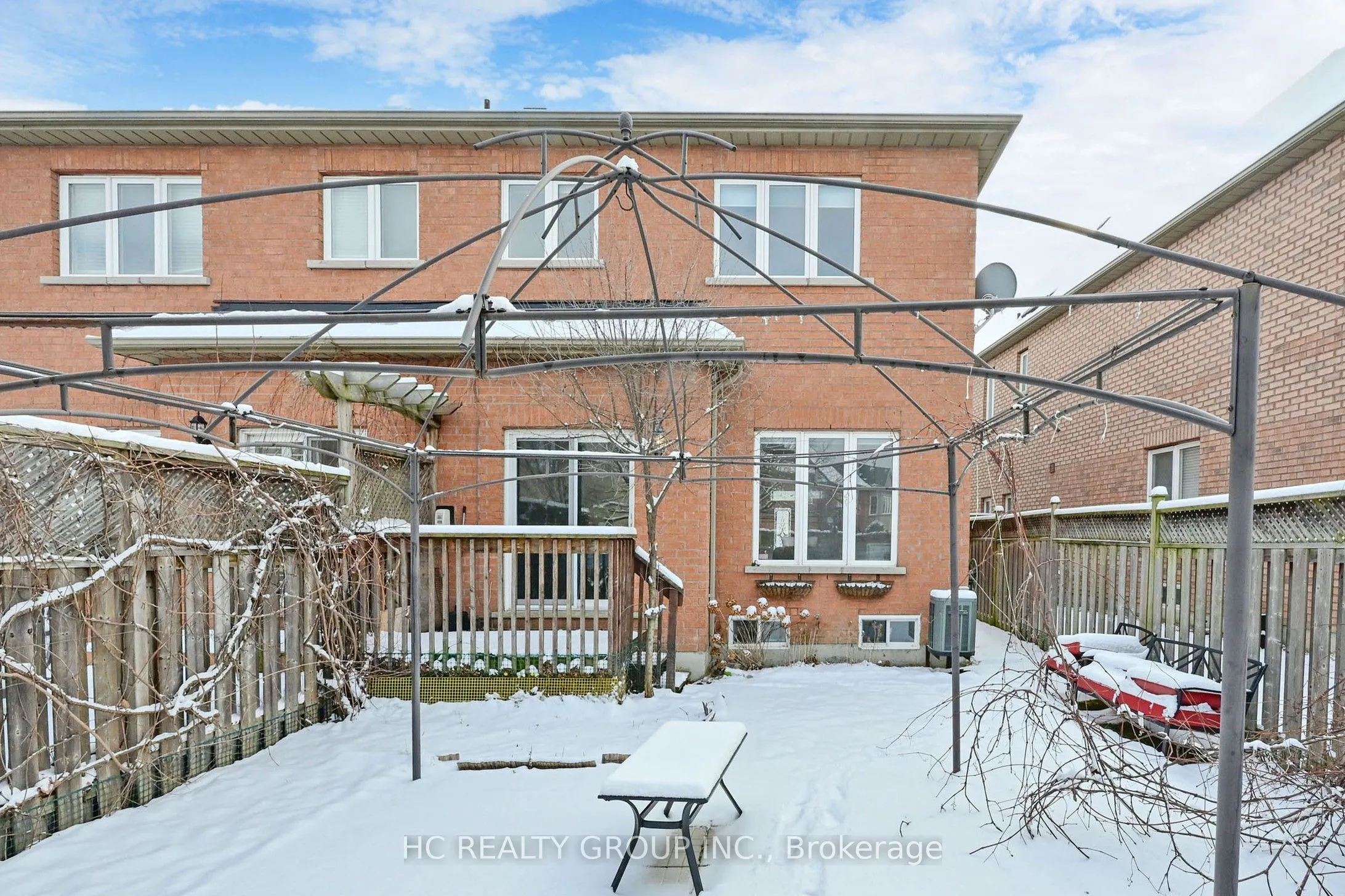 78 Autumn Hill Boulevard