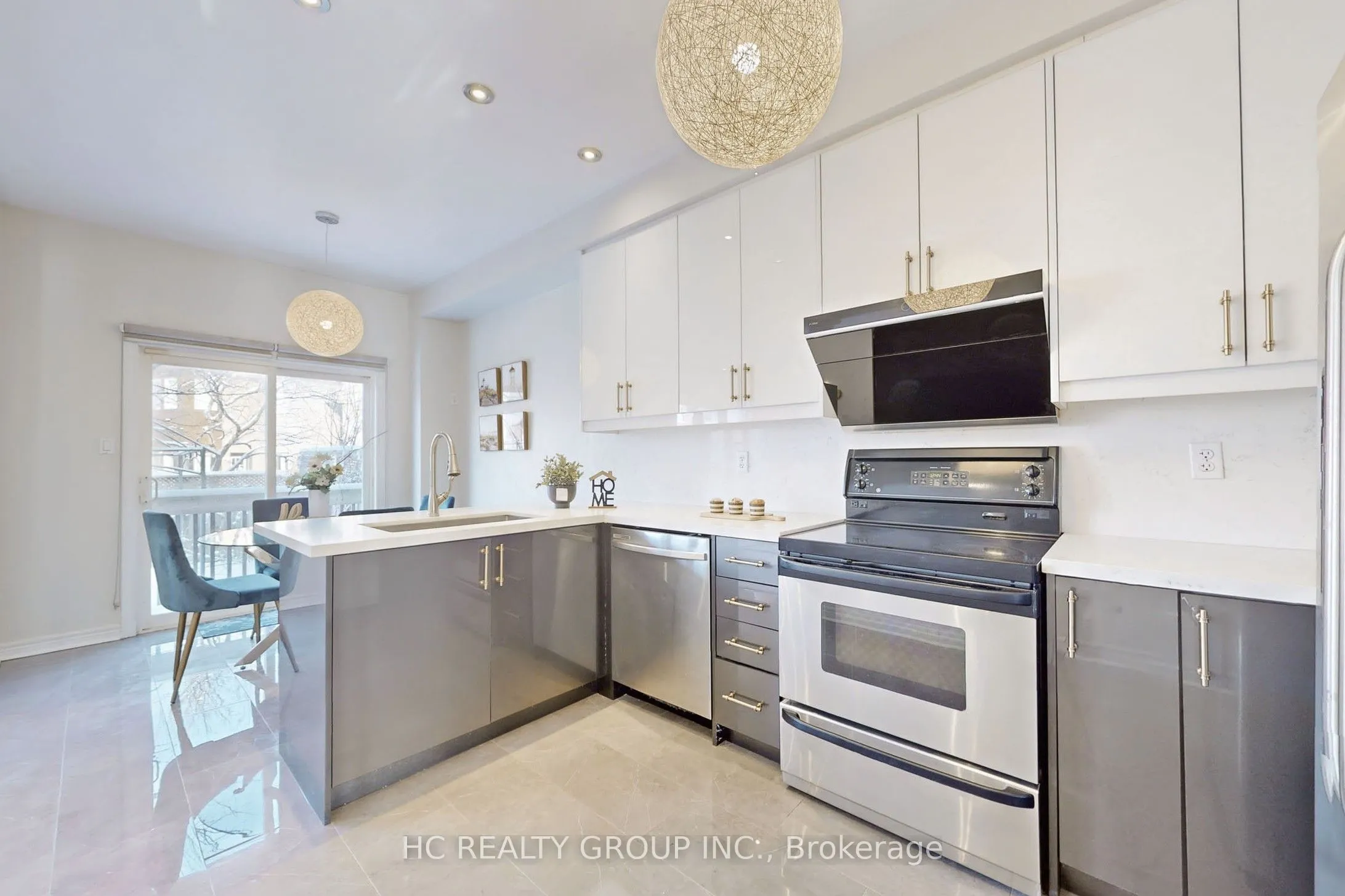 78 Autumn Hill Boulevard
