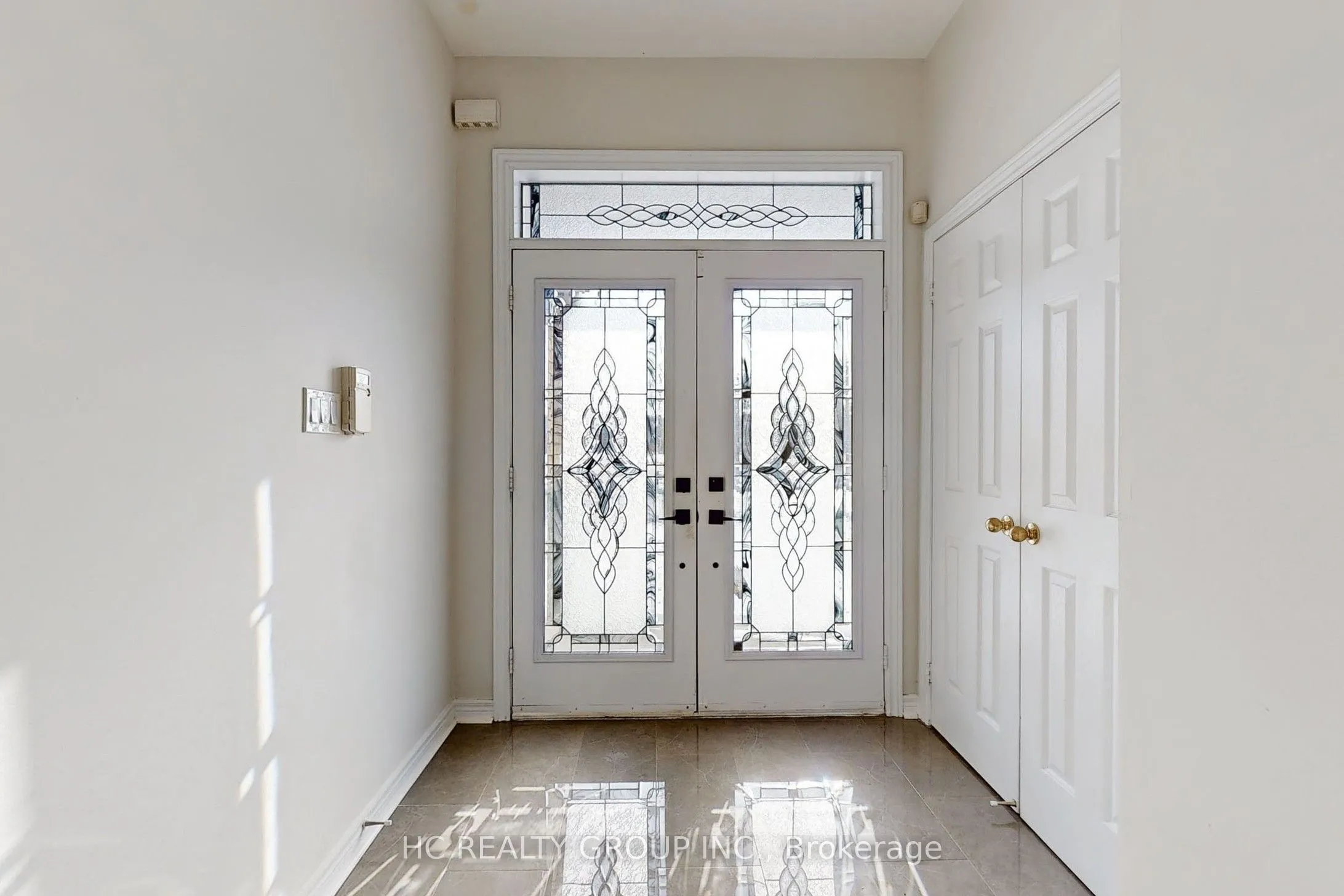 78 Autumn Hill Boulevard