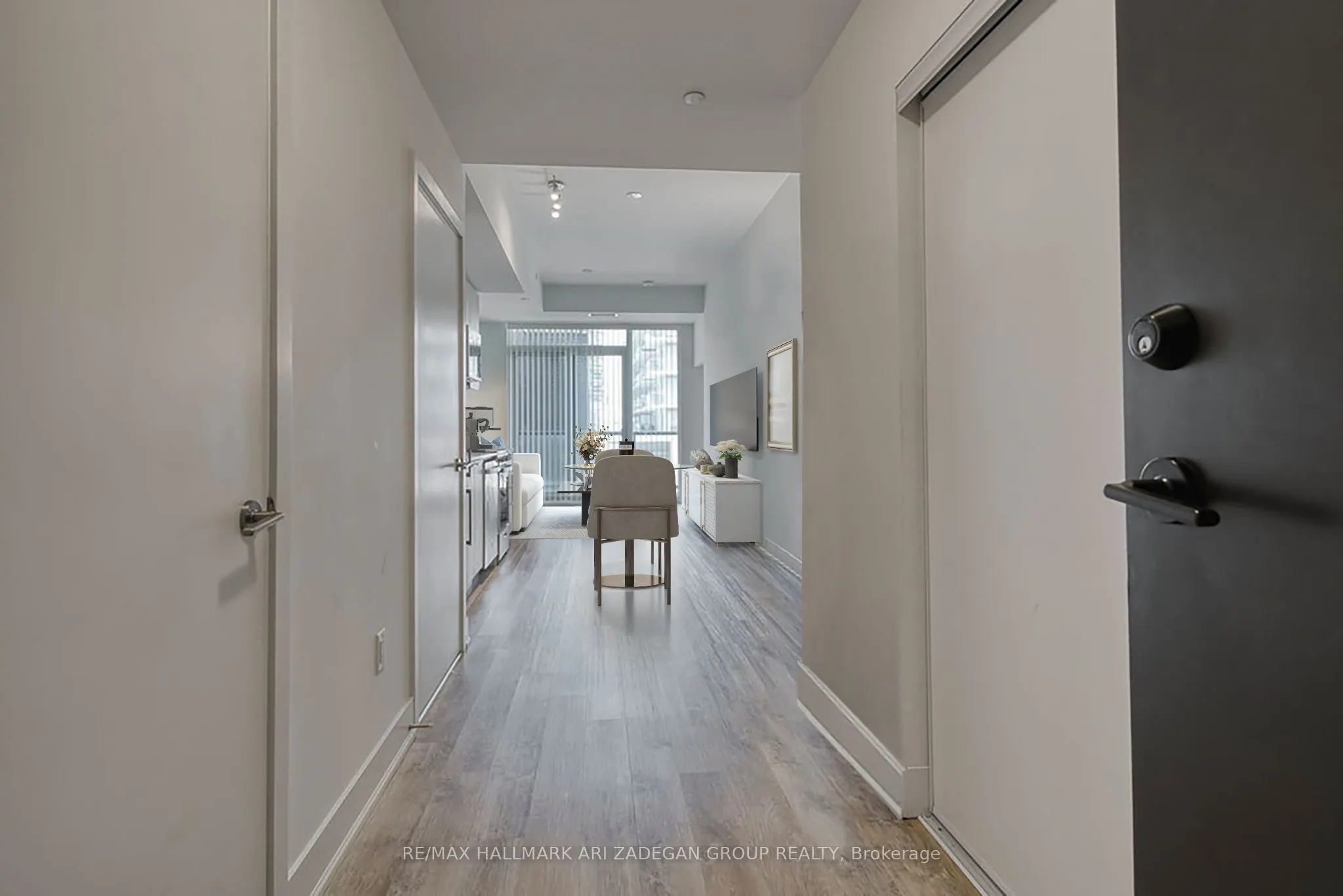 185 Deerfield Road, #423