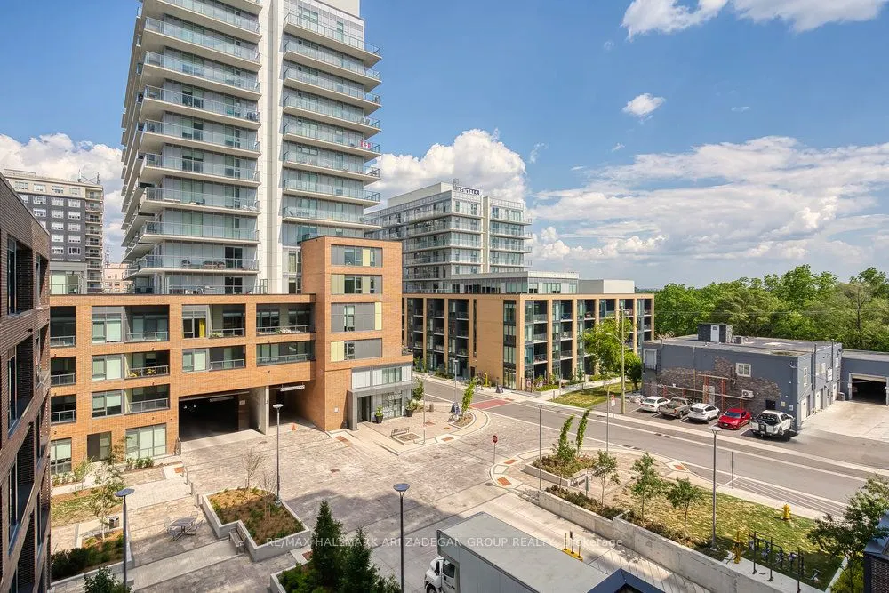185 Deerfield Road, #423