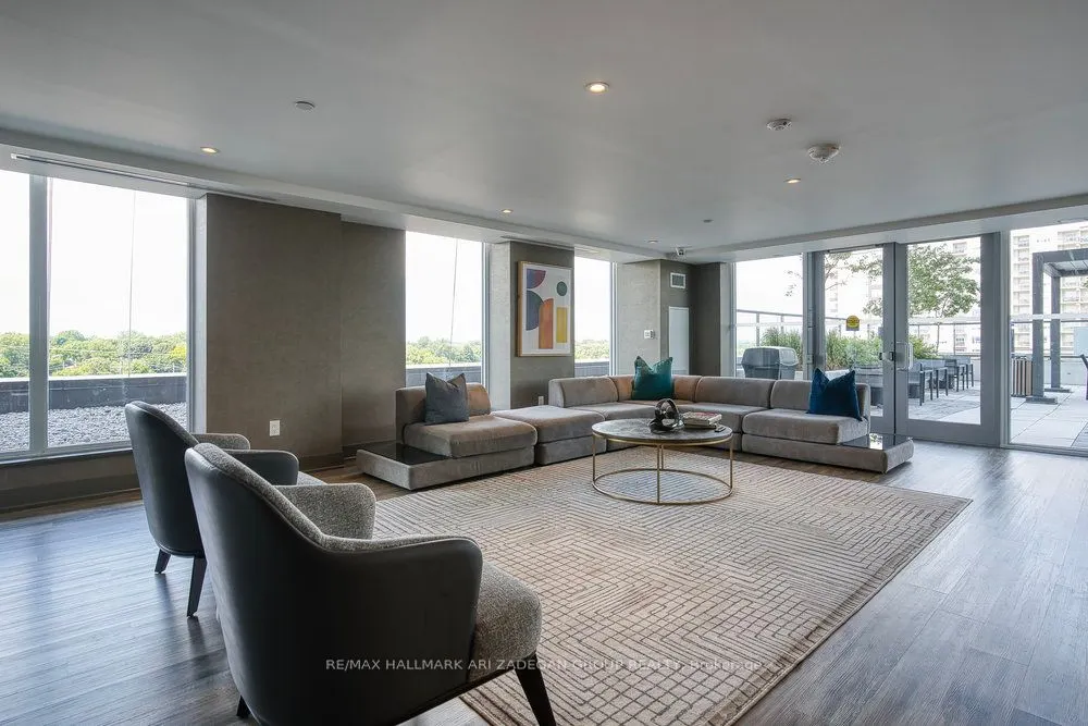 185 Deerfield Road, #423