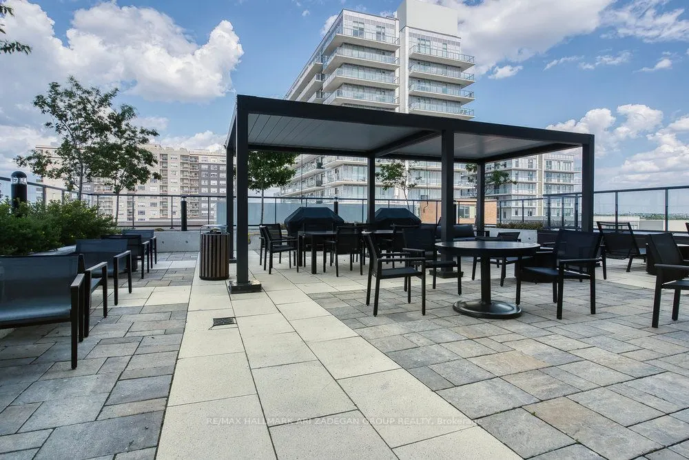185 Deerfield Road, #423