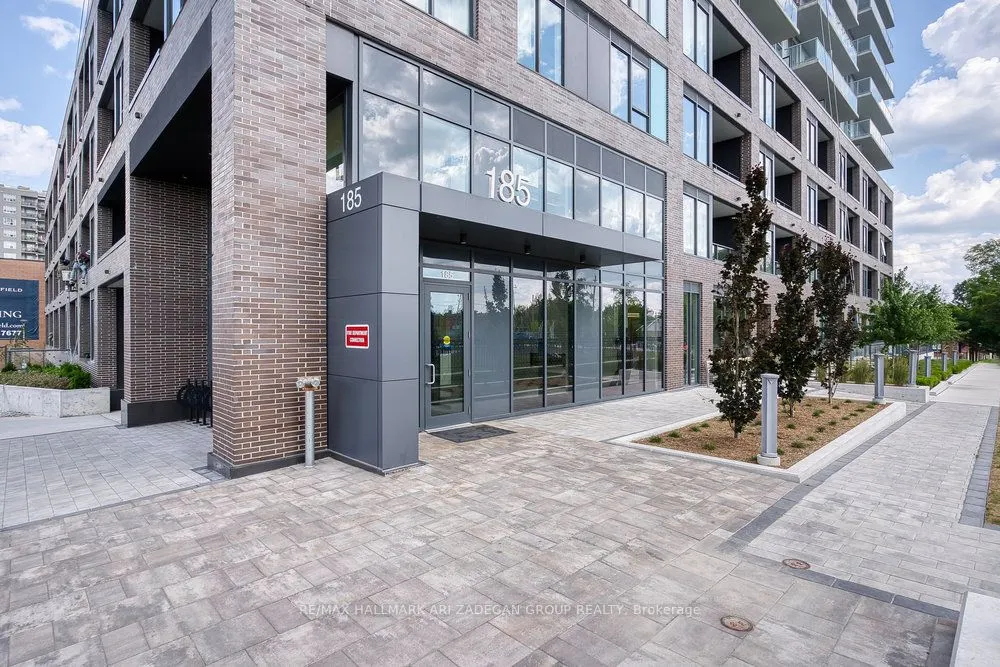 185 Deerfield Road, #423