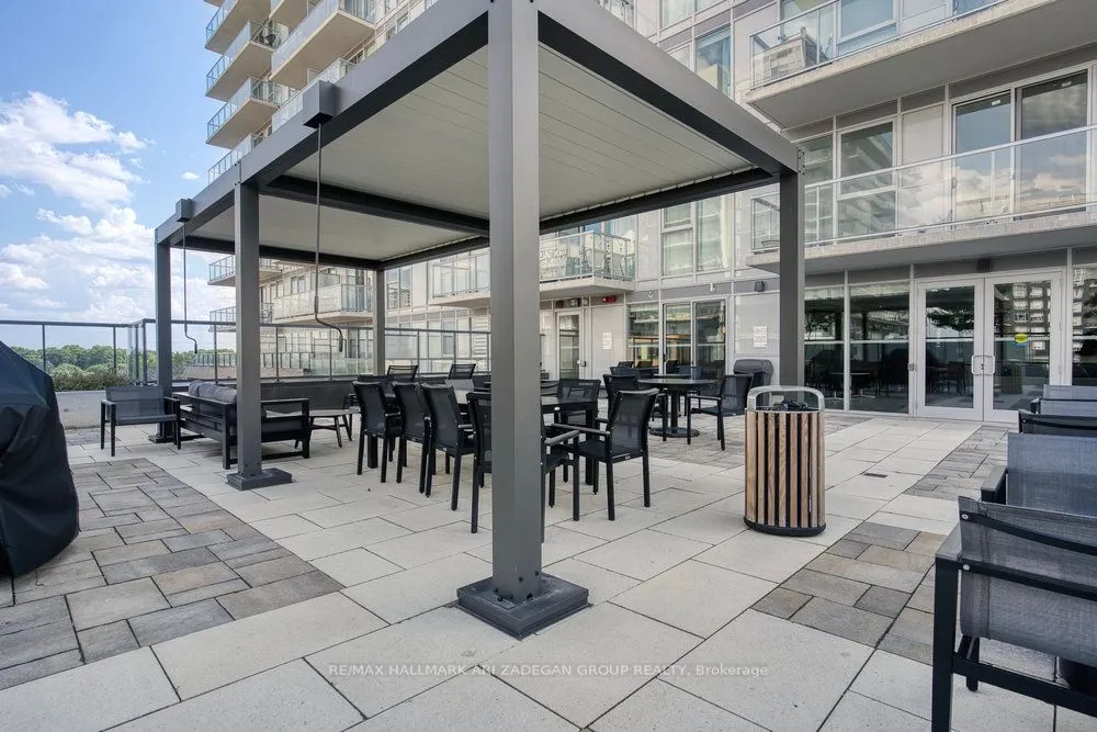 185 Deerfield Road, #423